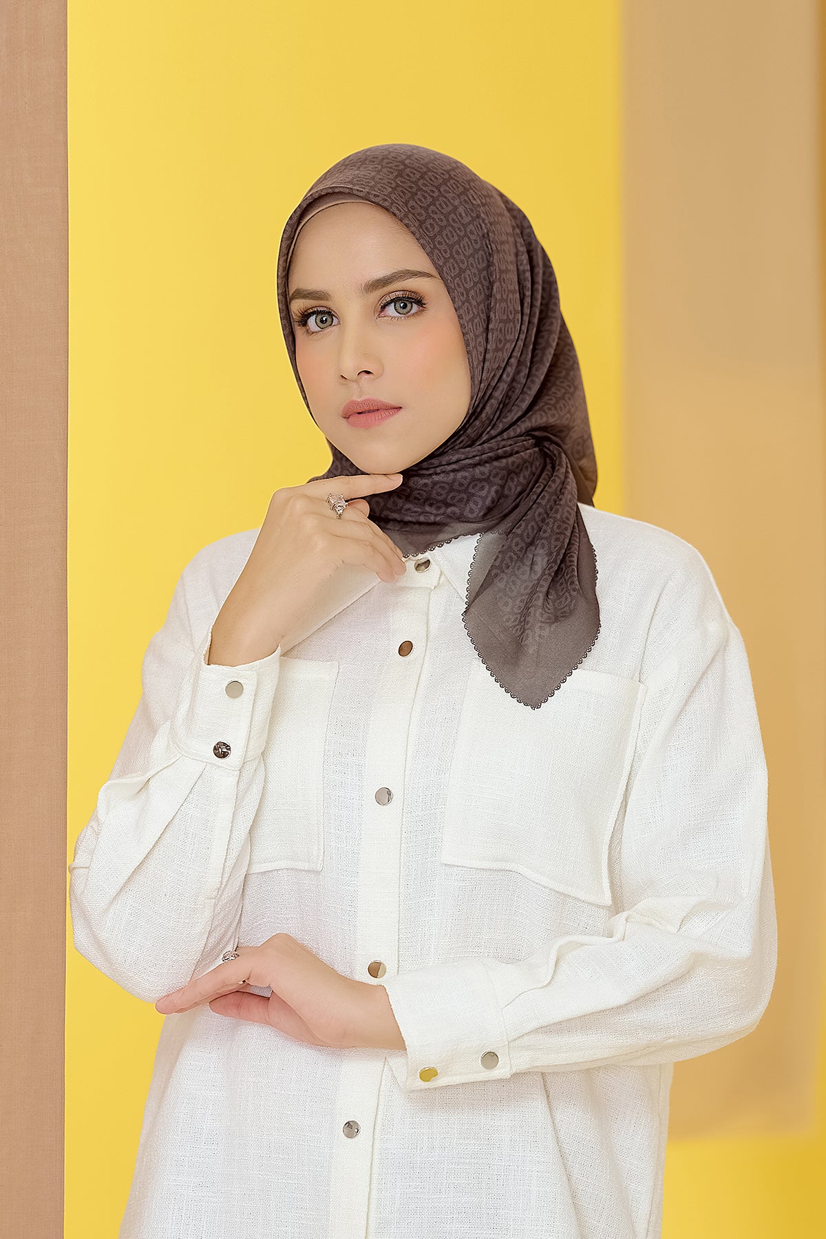 The Tapis Square - Cappuccino