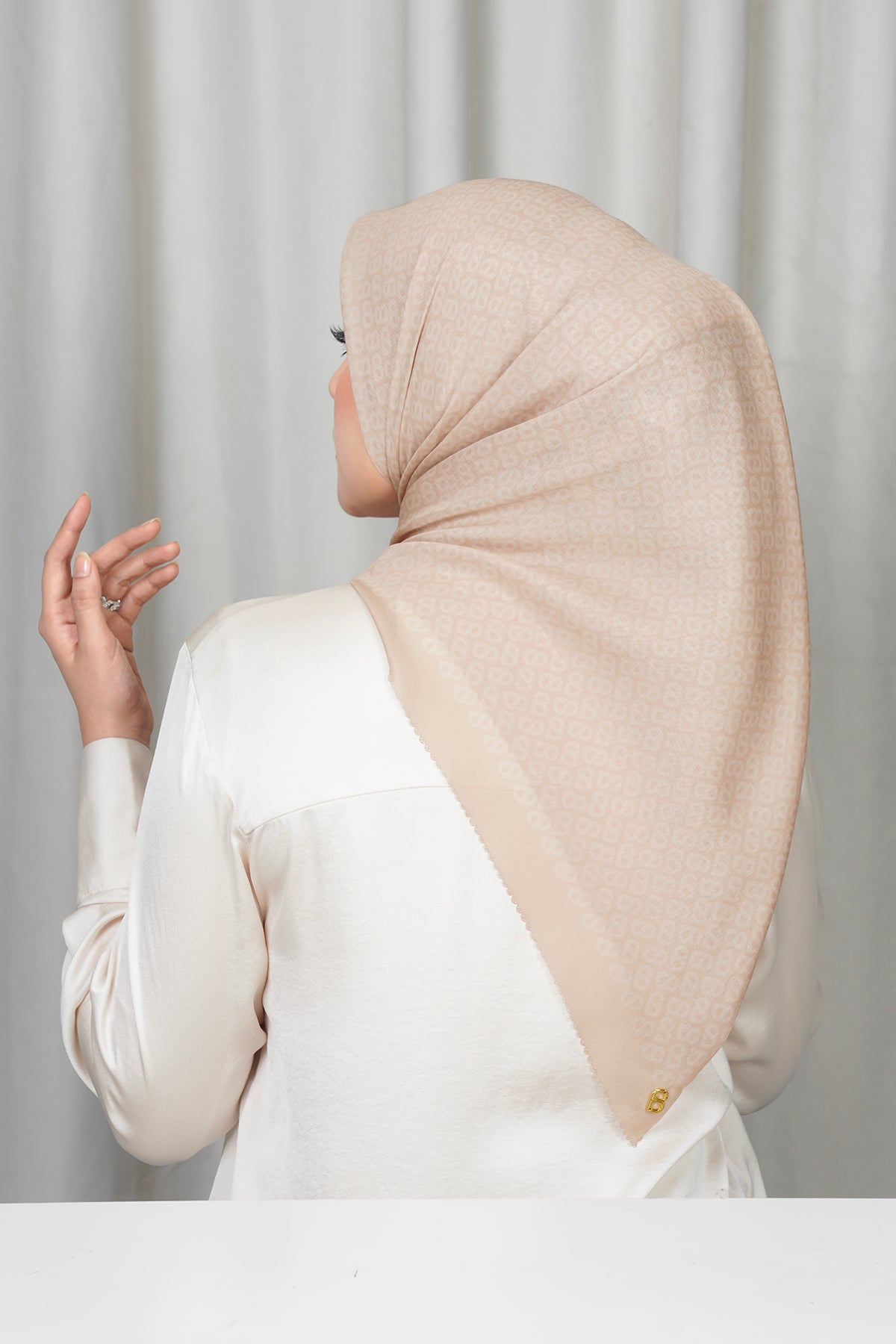 Tapis Square - Wheat