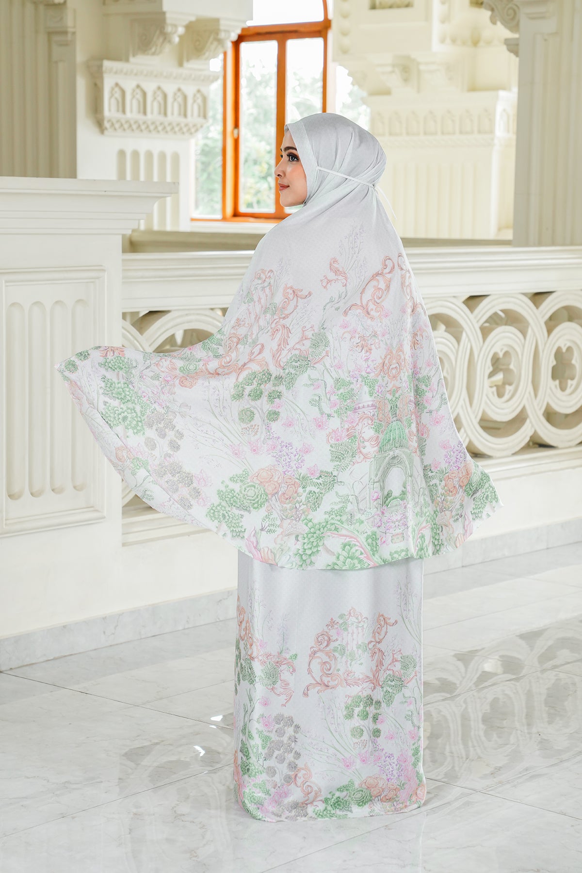 The Palace Prayer Robe - Serenity