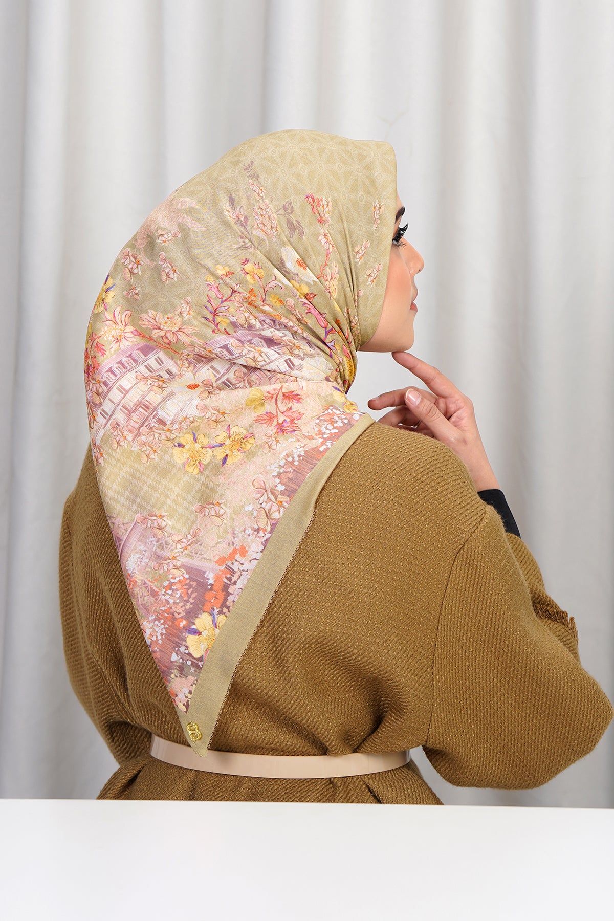 The Parisian 2.0 Square - Crêpe