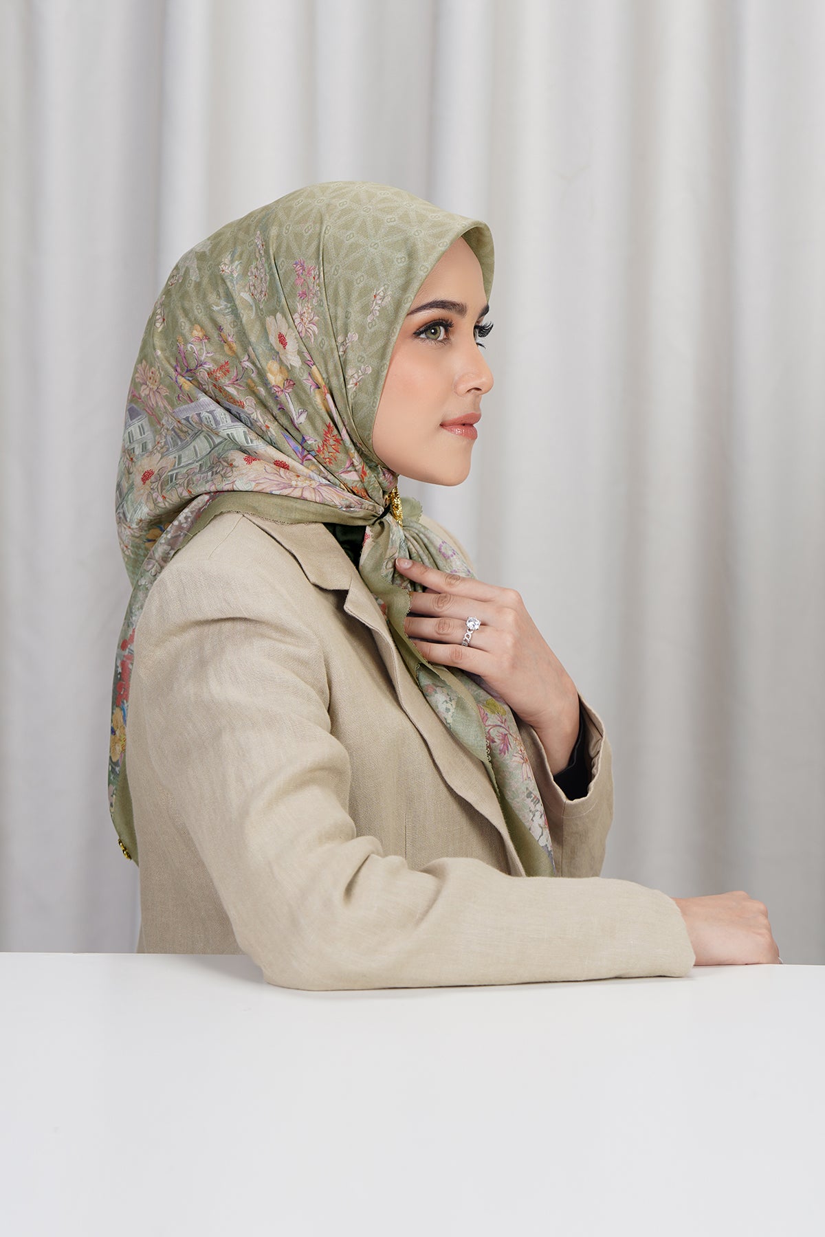 The Parisian 2.0 Square - Feuille