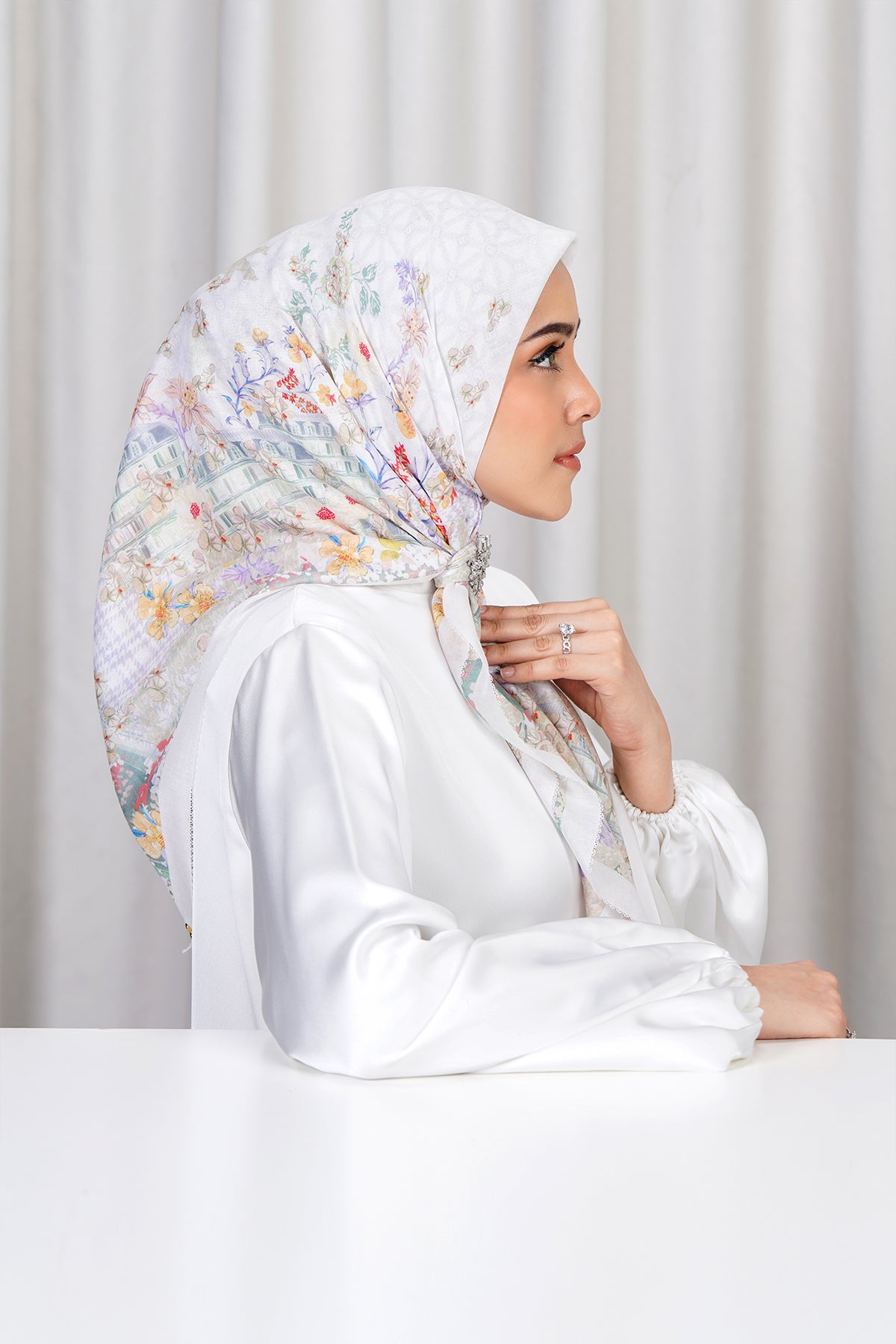 The Parisian 2.0 Square - Lumière