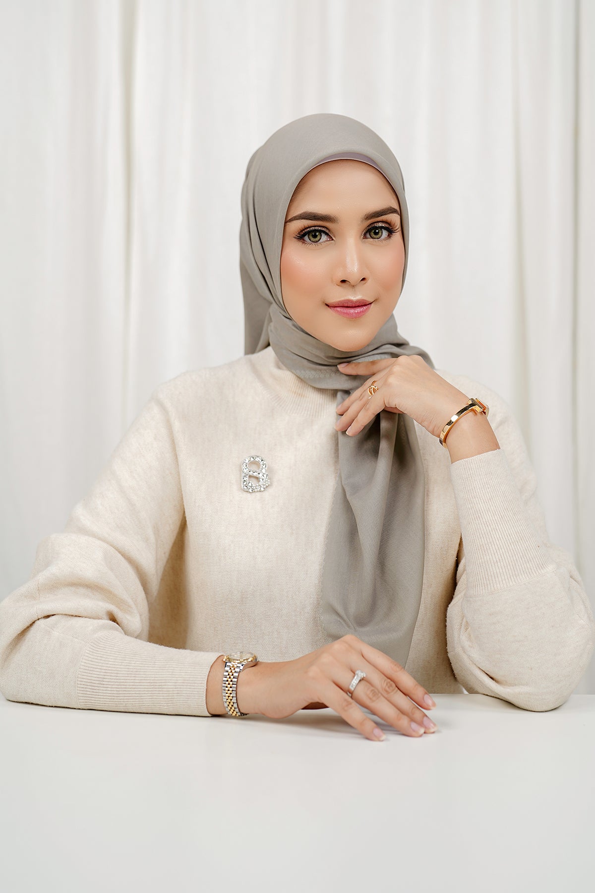 Bugünün Eşarbı - Griffin