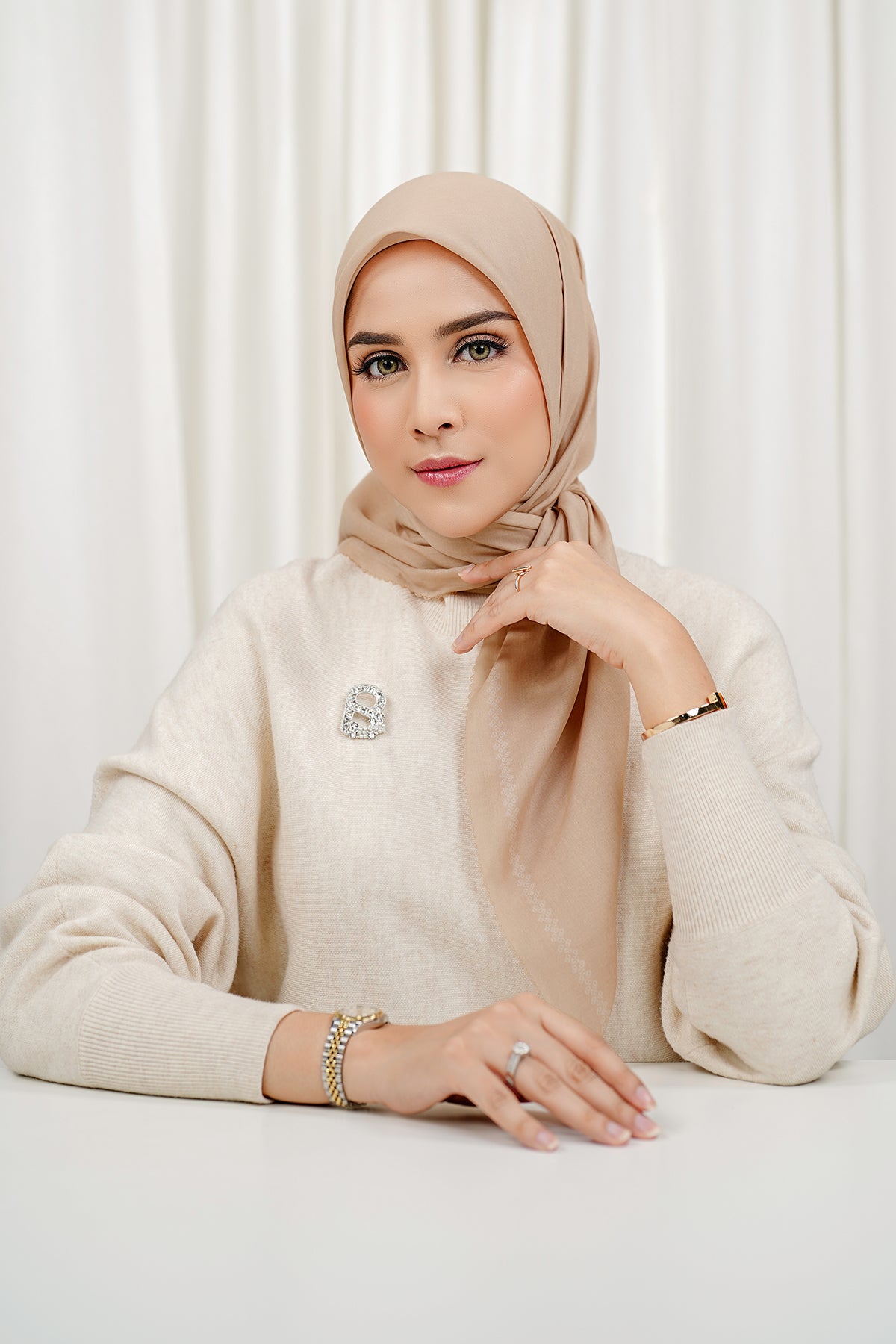 Today's Scarf - Latte