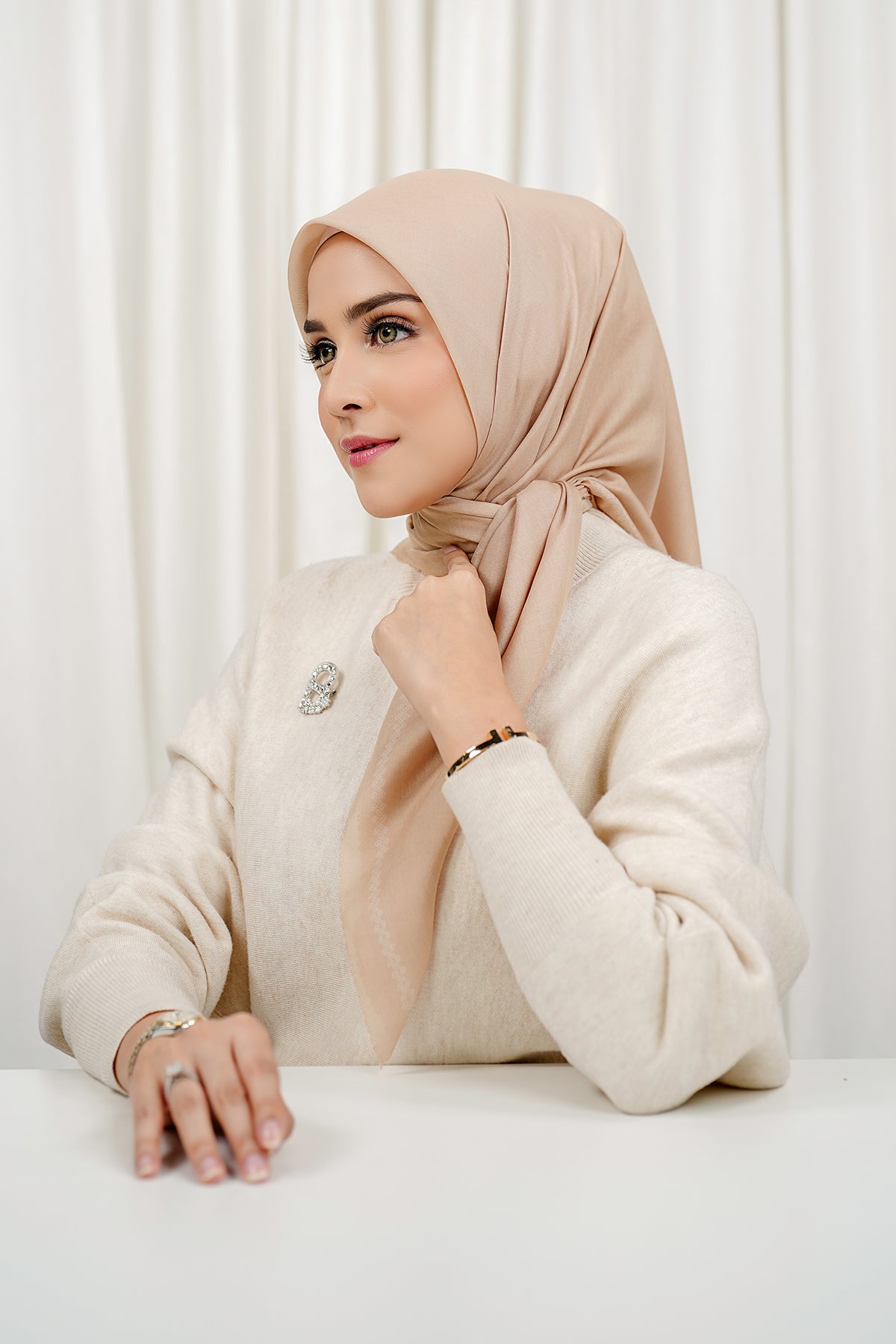 Today's Scarf - Latte