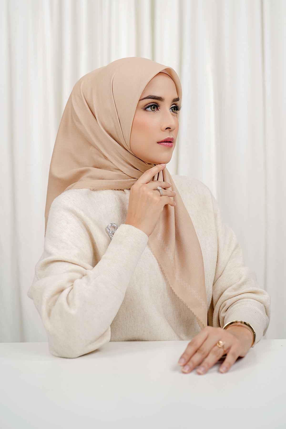 Today's Scarf - Latte