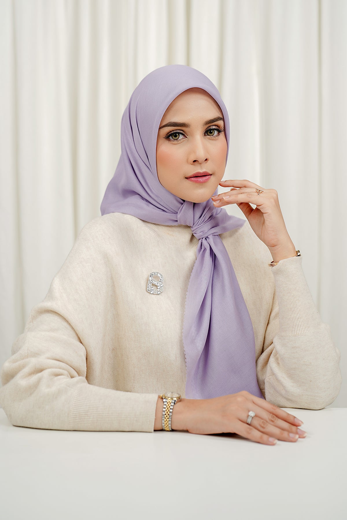 Bugünün Eşarbı - Leylak Grisi