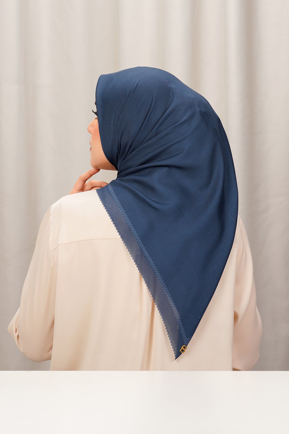 Today's Scarf - Naval Academy