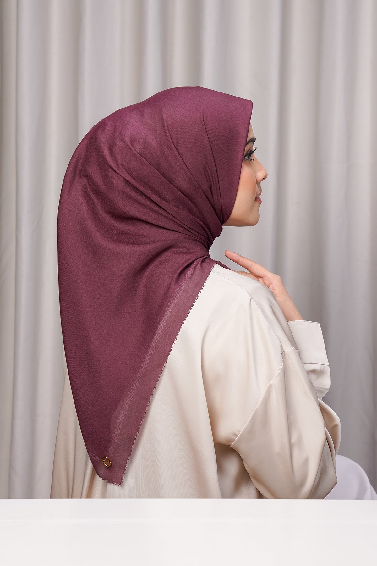 Bugünün Eşarbı - Yeni Bordo