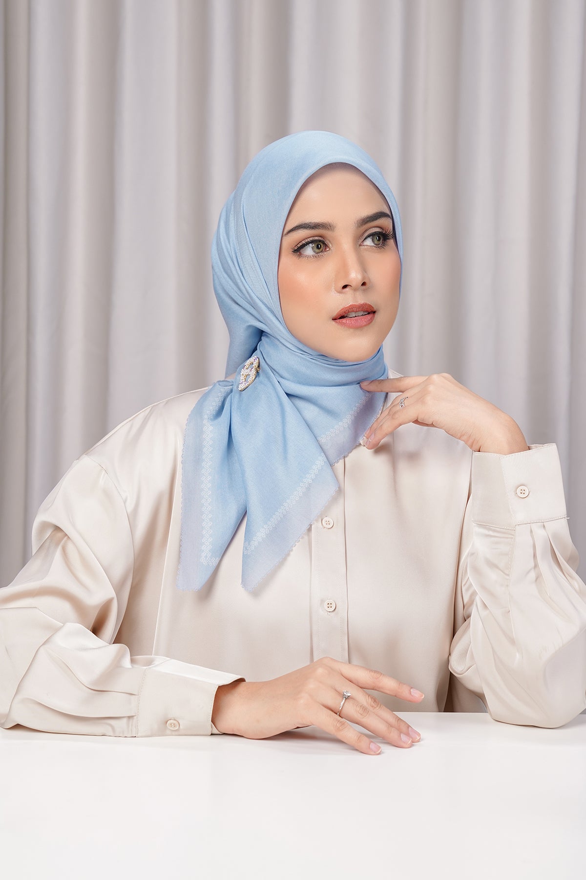 Bugünün Eşarbı - Niagara Mist