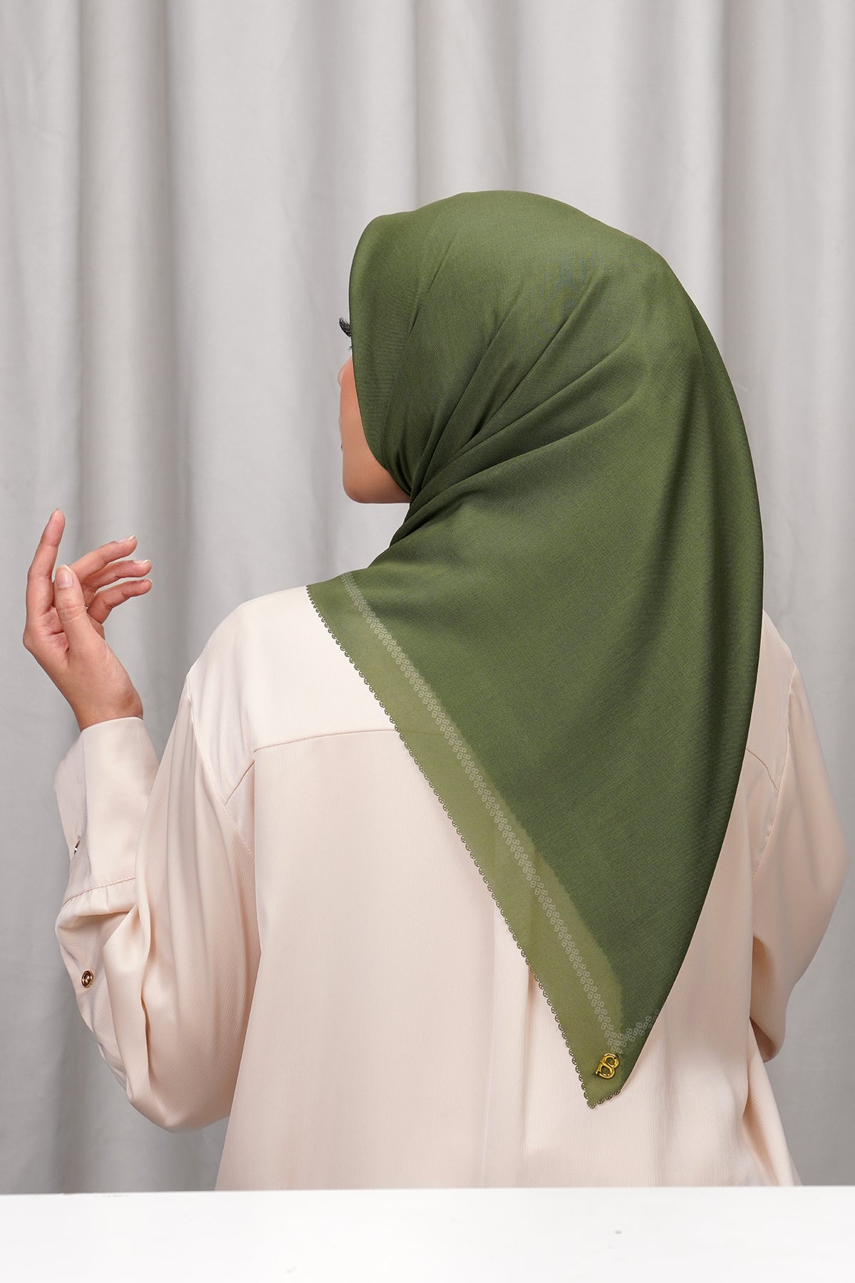 Today's Scarf - Pesto