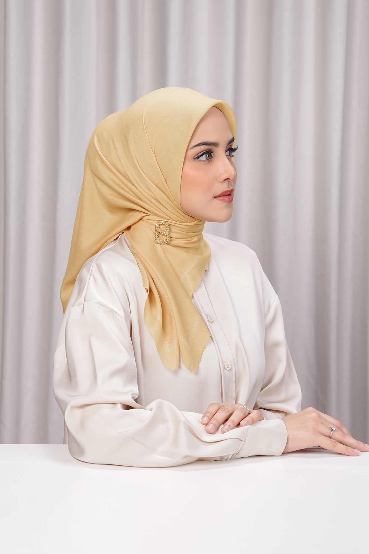 Bugünün Eşarbı - Sahara Sun