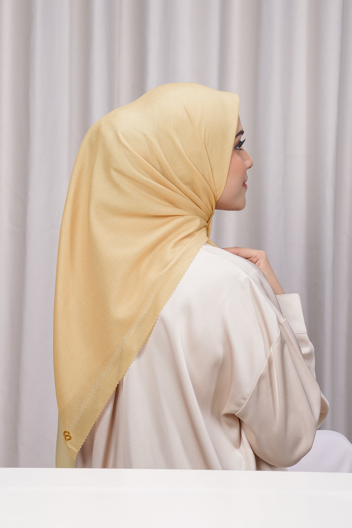 Bugünün Eşarbı - Sahara Sun