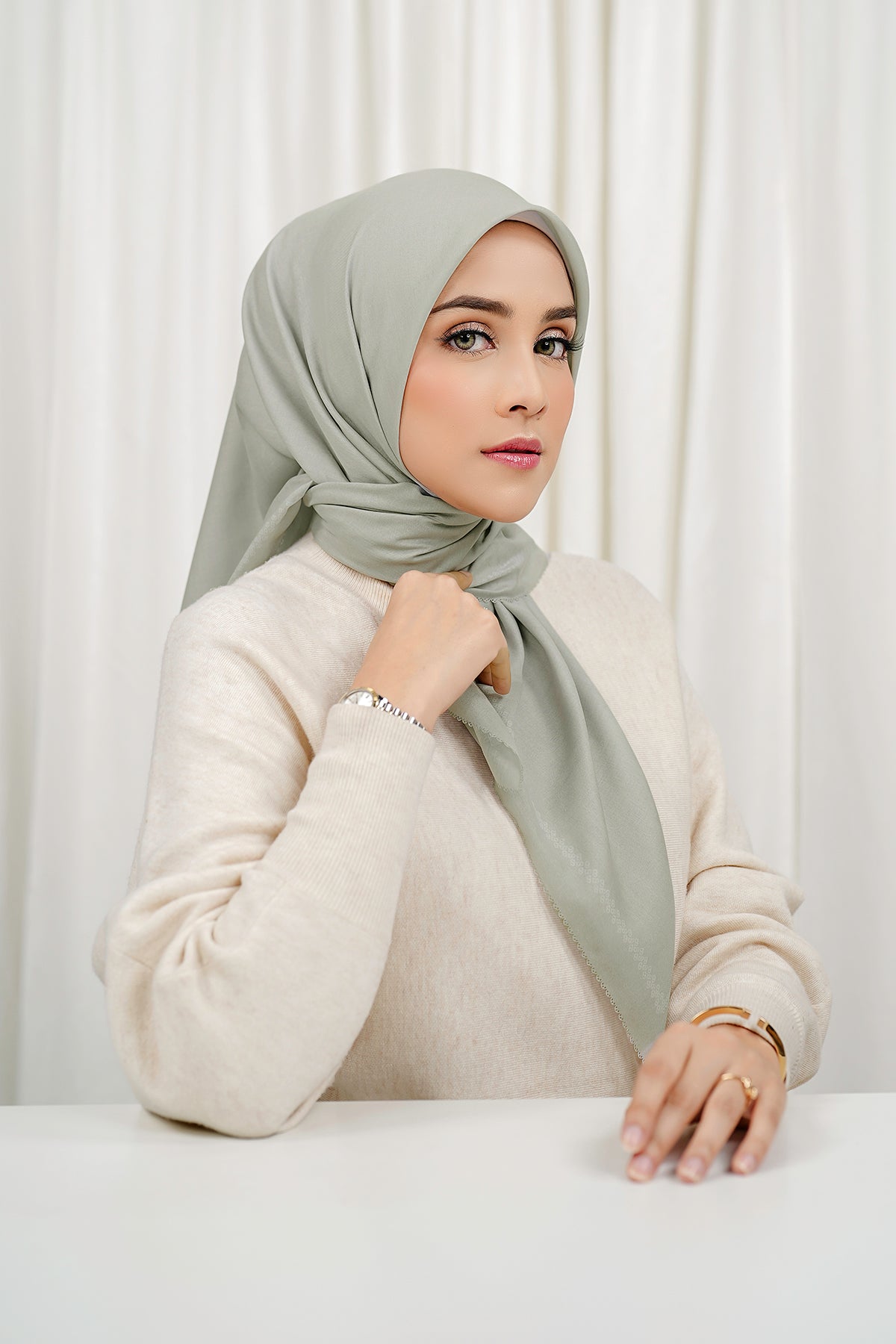 Today's Scarf - Silver Lining