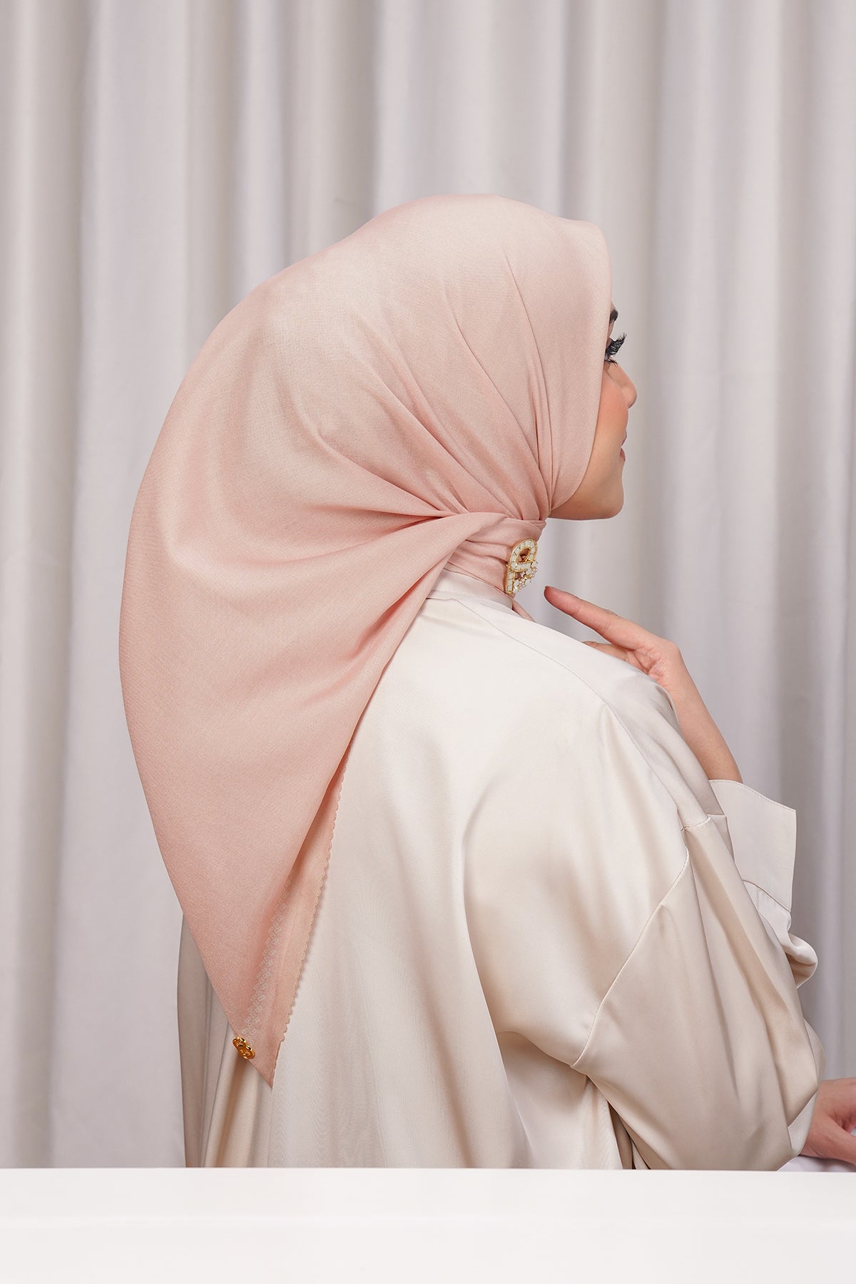 Today's Scarf - Spanish Villa