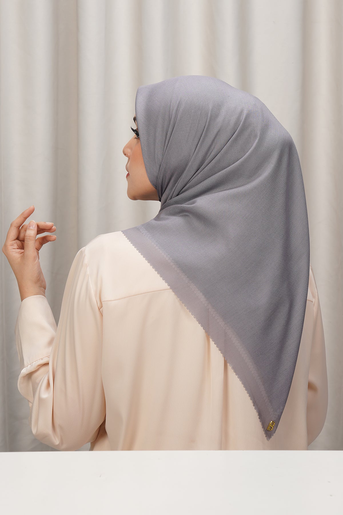 Today's Scarf - Titanium