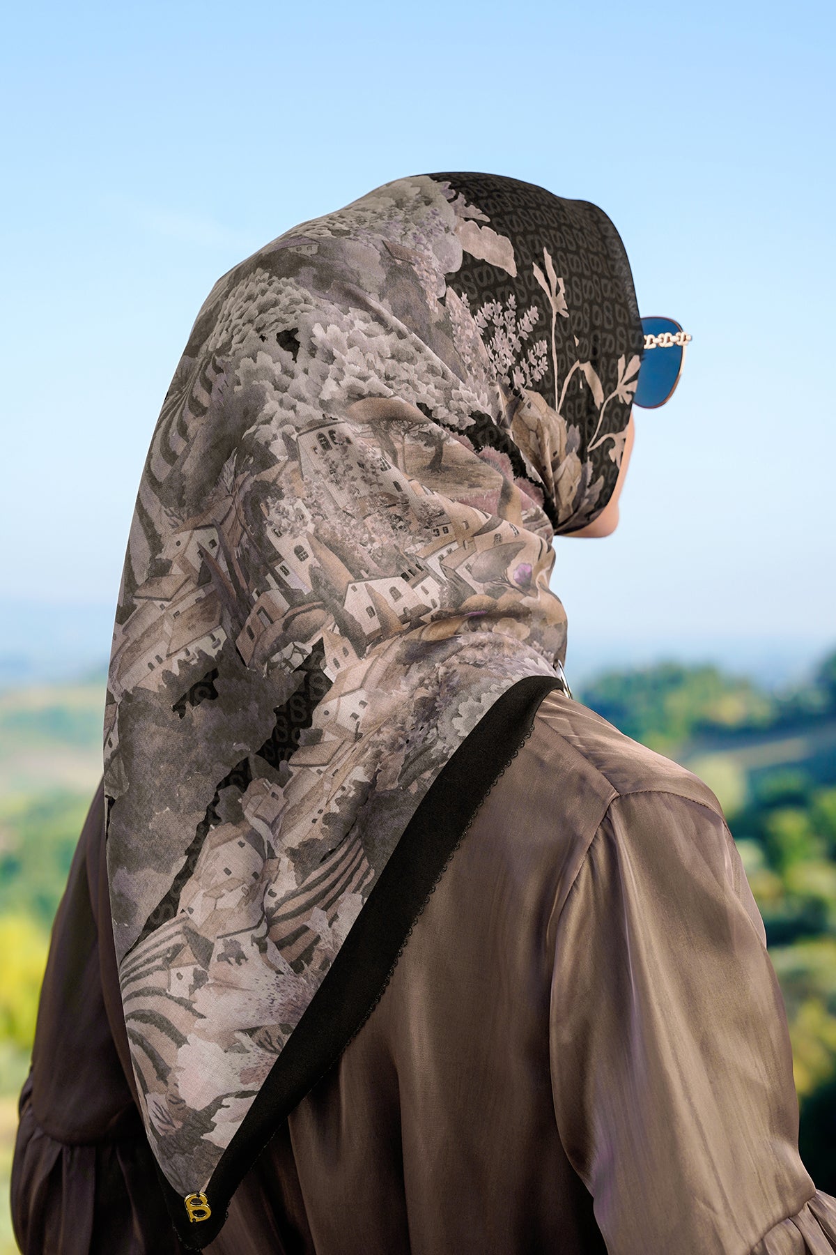 Tuscany Square - Carbone