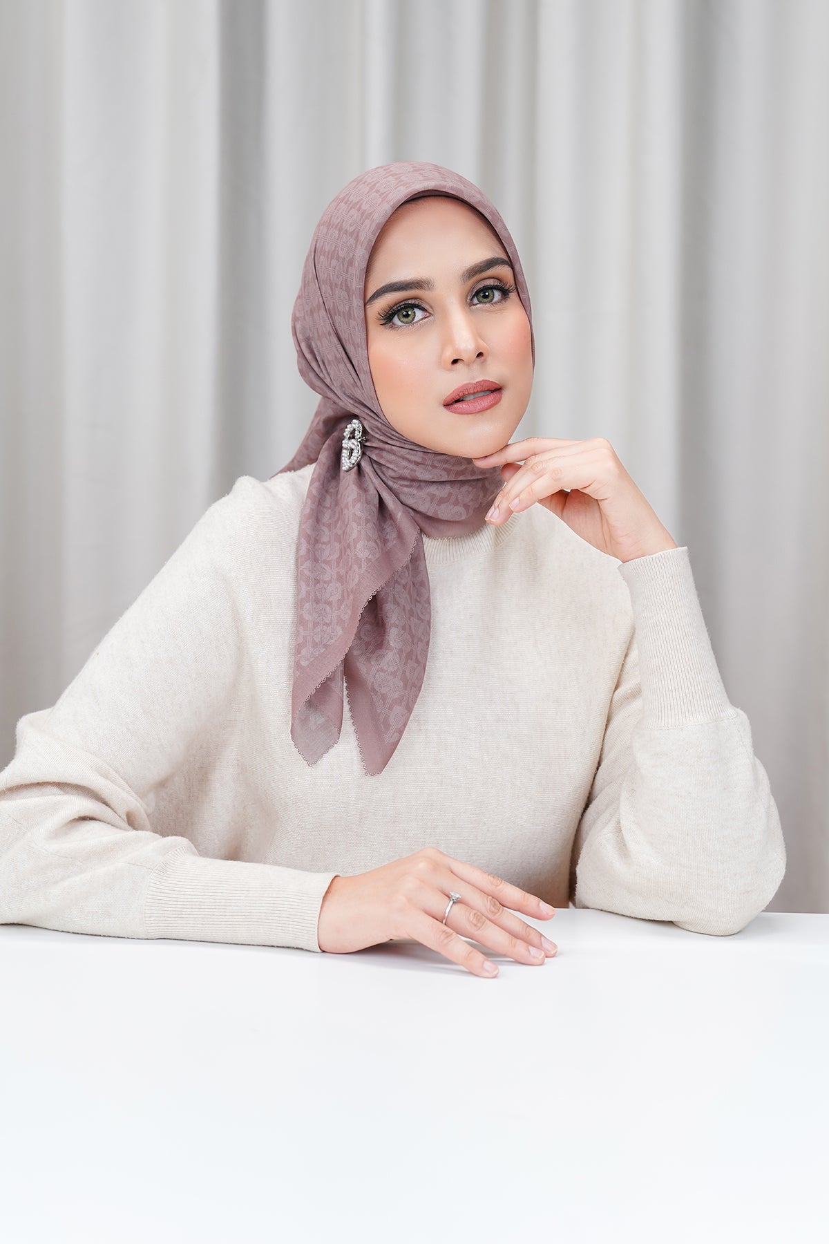 Hasır Voile Kare - Burlwood