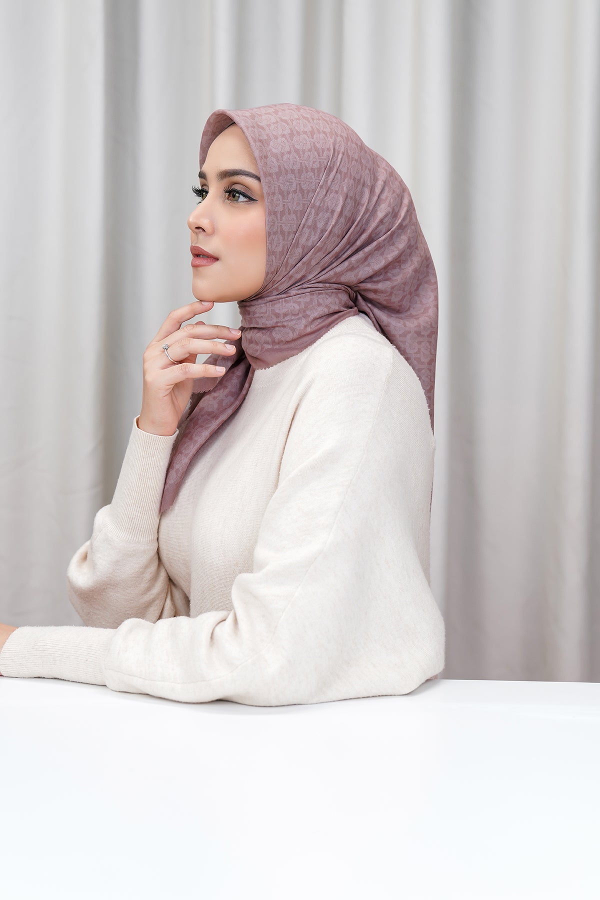 Hasır Voile Kare - Burlwood