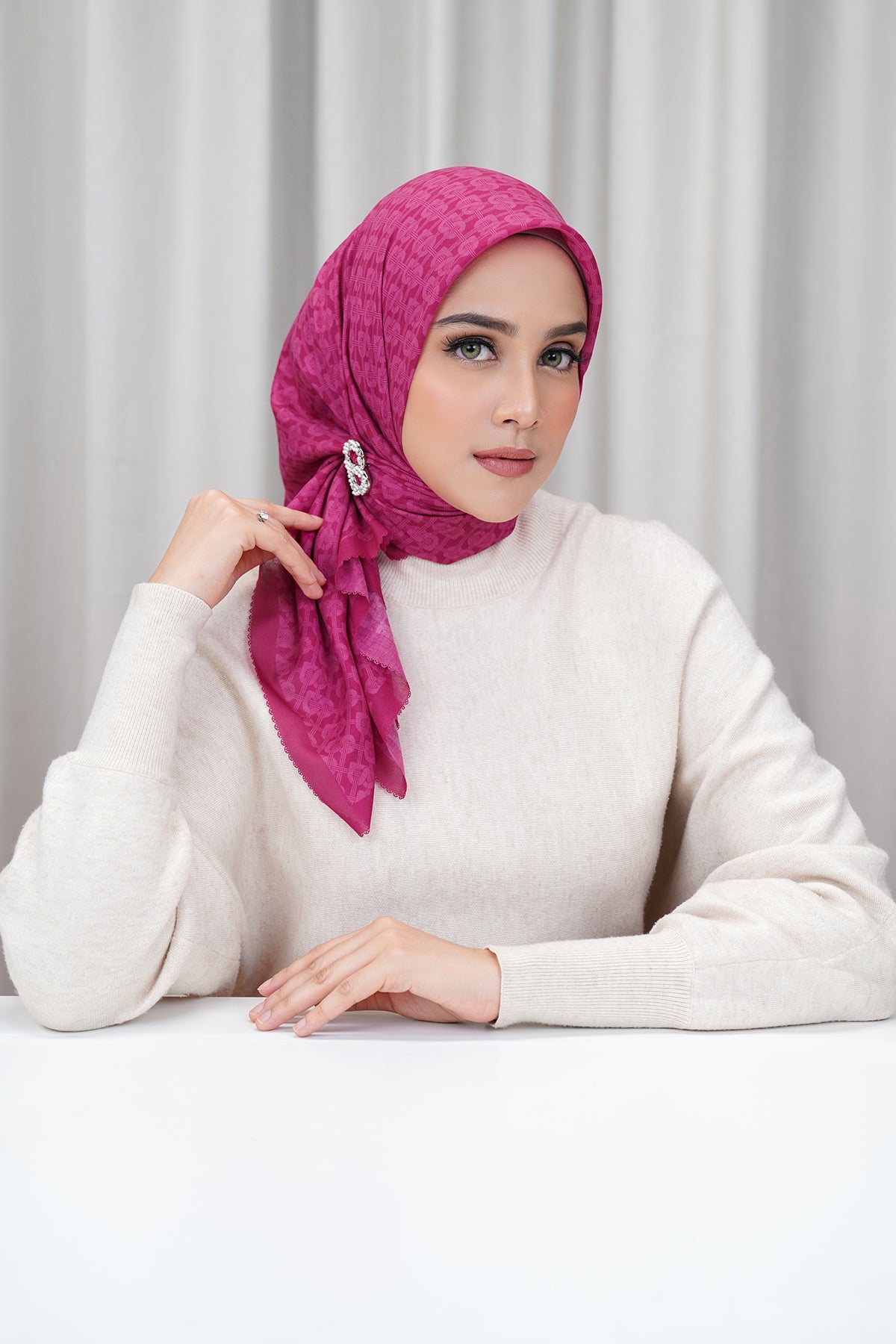 Hasır Voile Kare - Kirazlar Jubilee