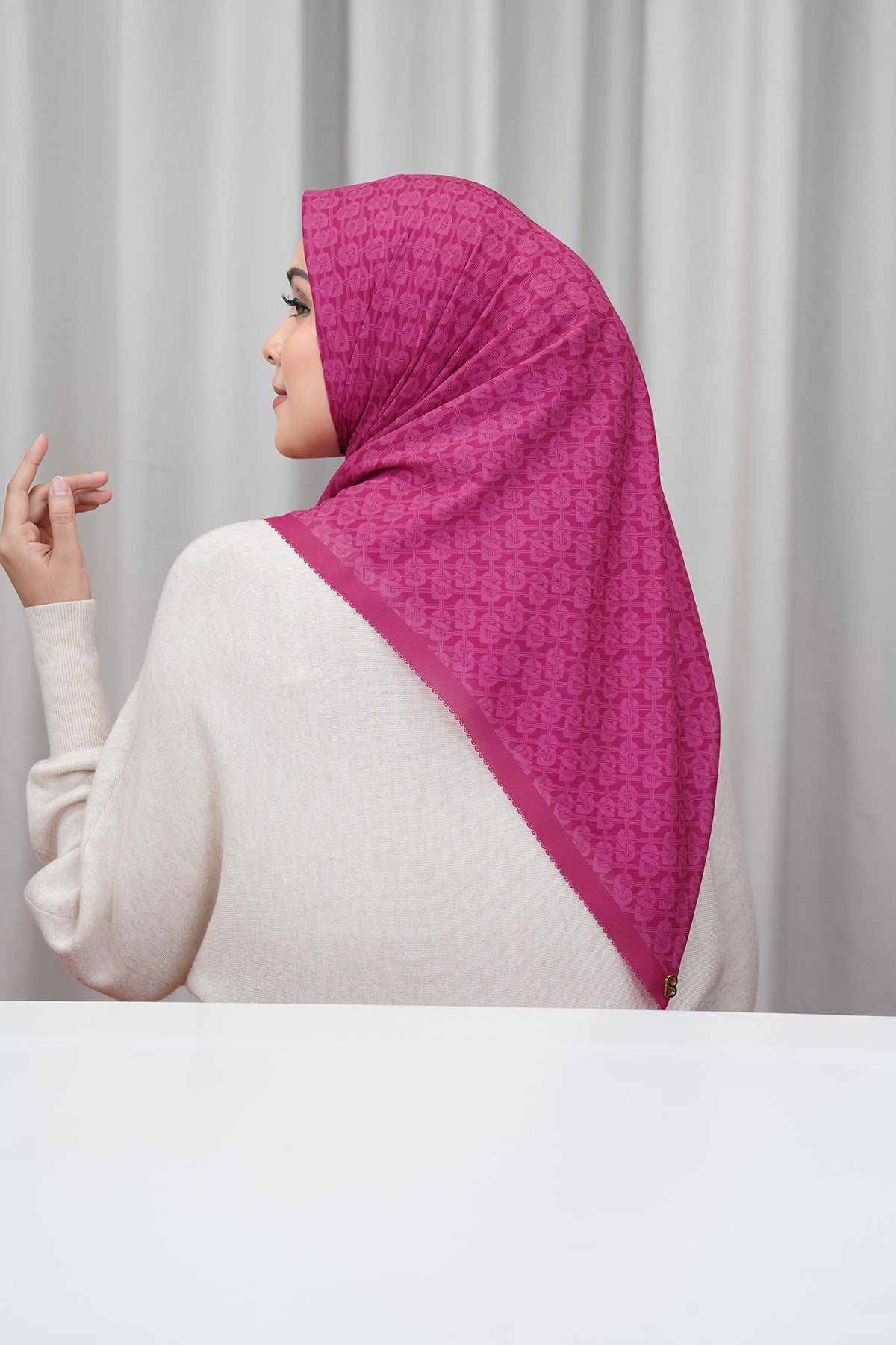 Hasır Voile Kare - Kirazlar Jubilee