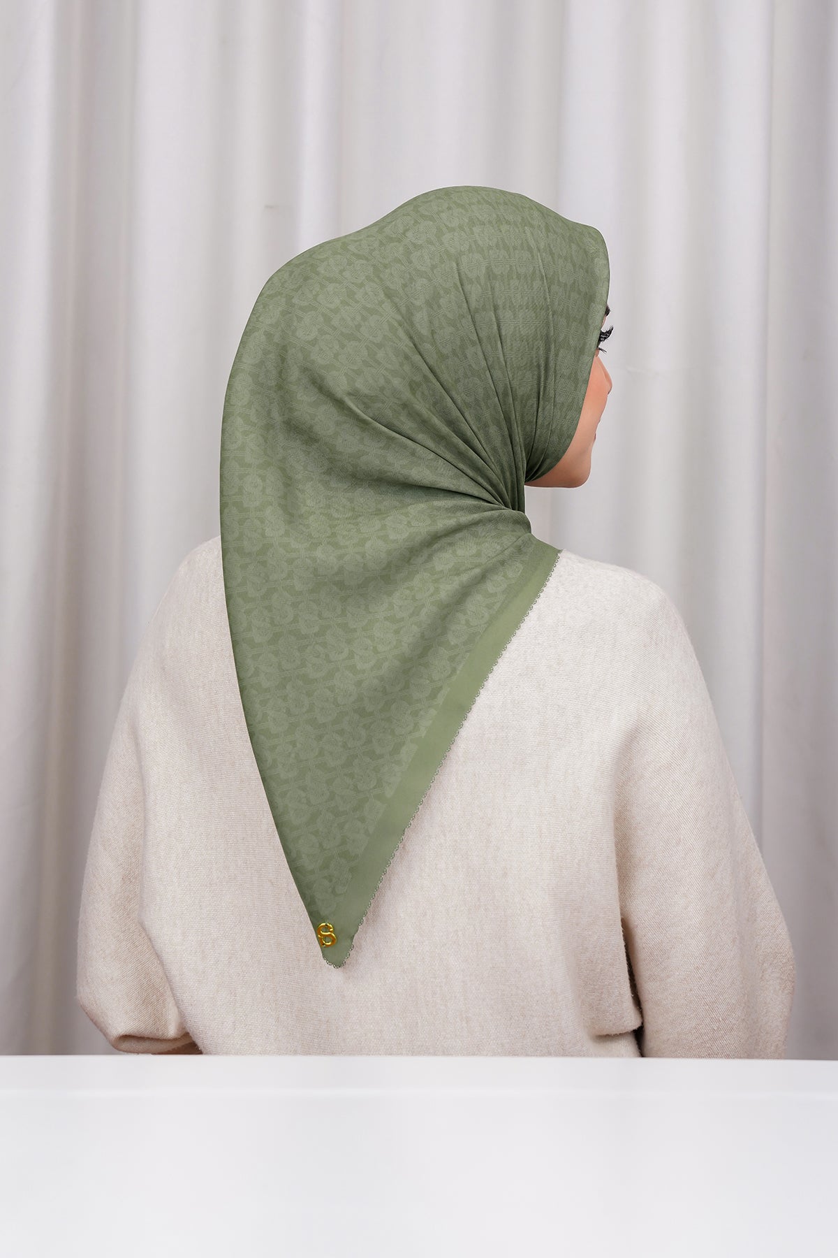 Wicker Voile Square - Olive