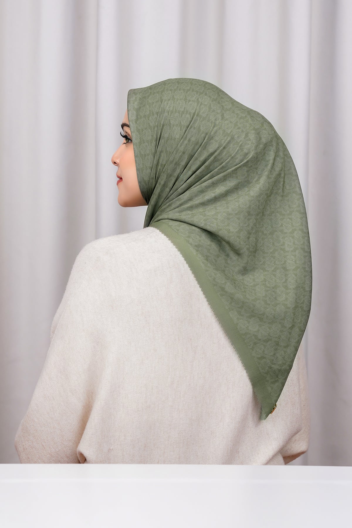 Wicker Voile Square - Olive