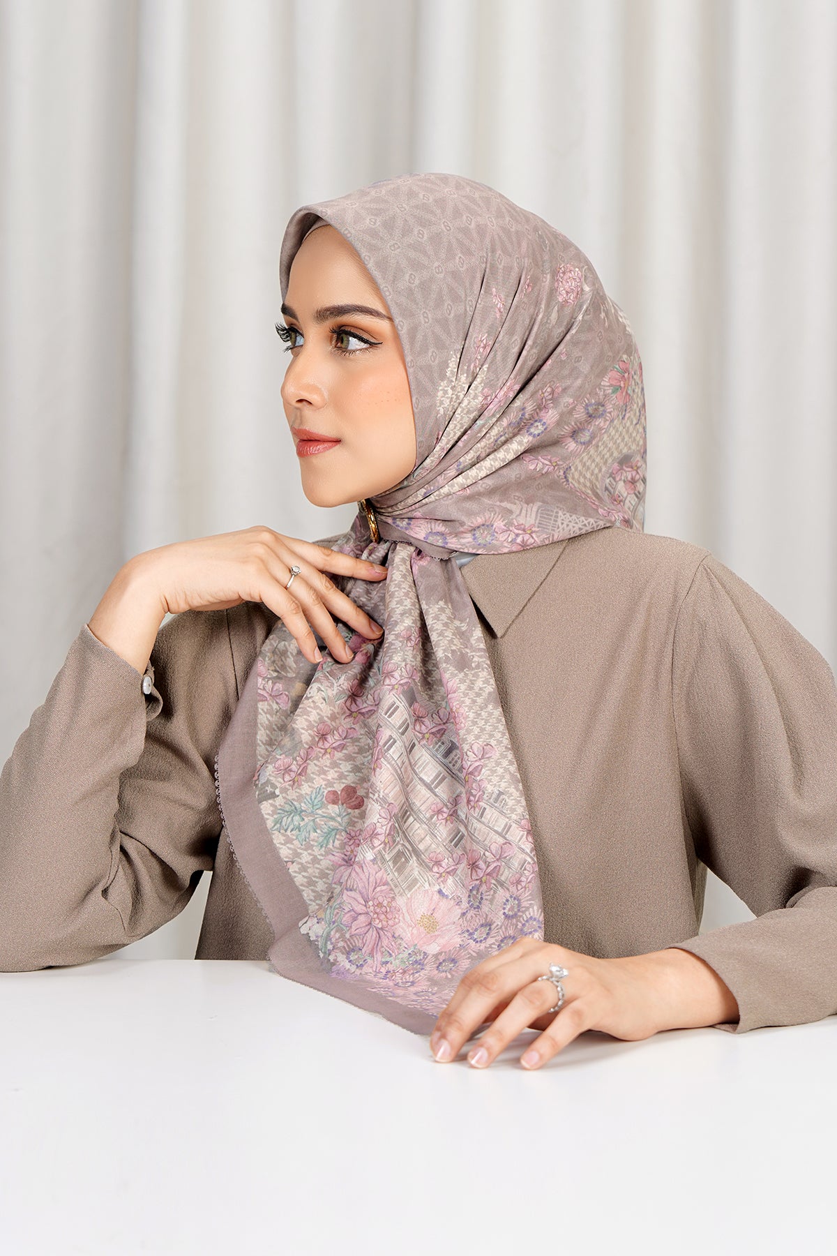 The Parisian 2.0 Square - Chocolat