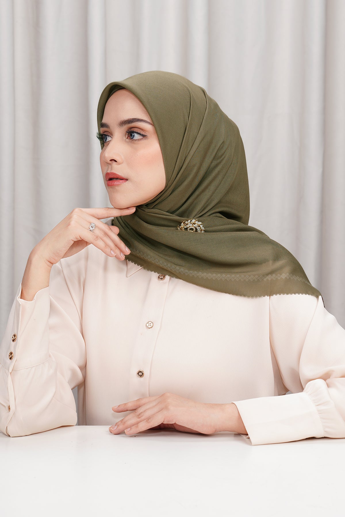 Today's Scarf - Kangaroo