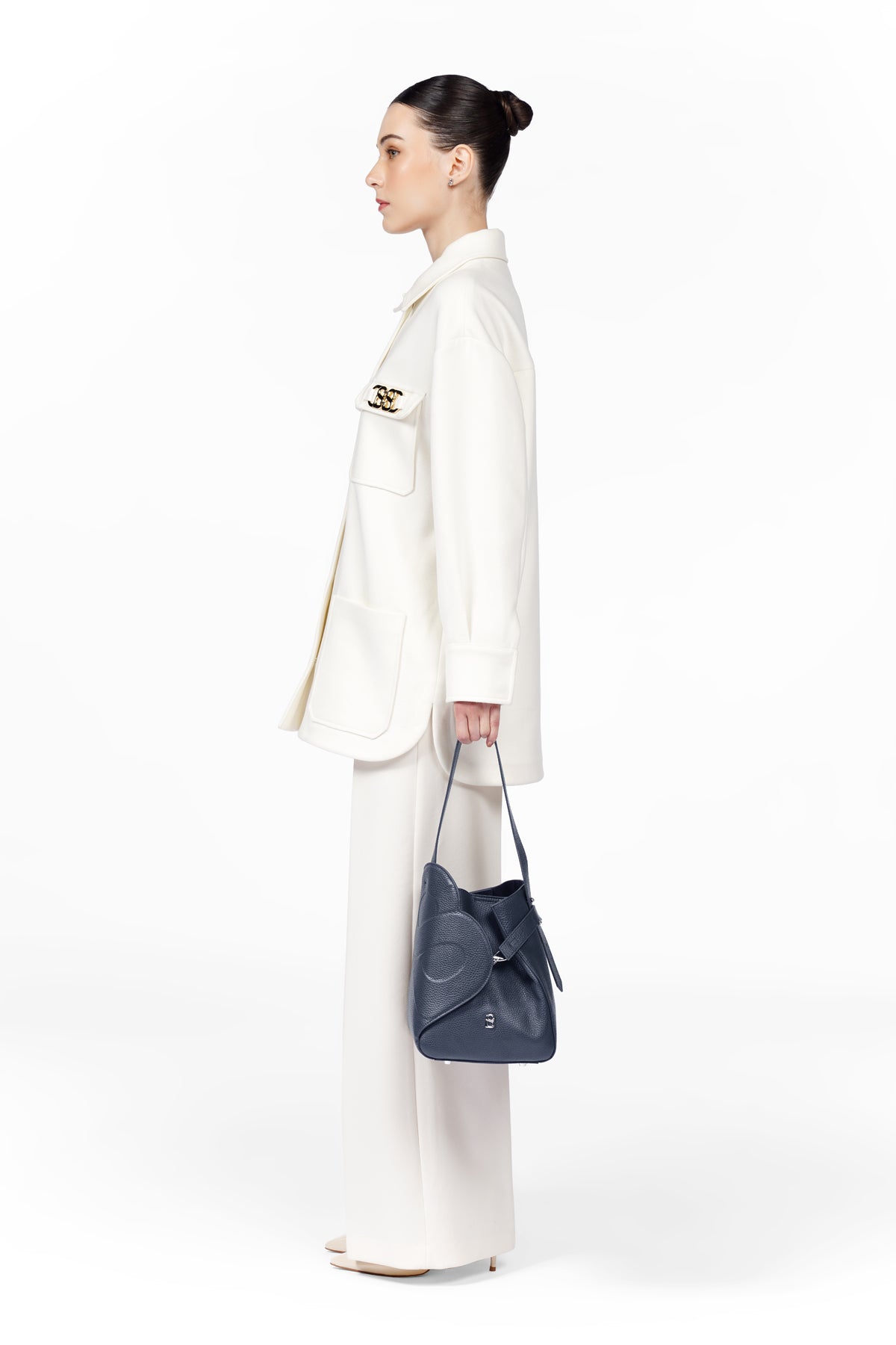 Britney Çanta - Pilot