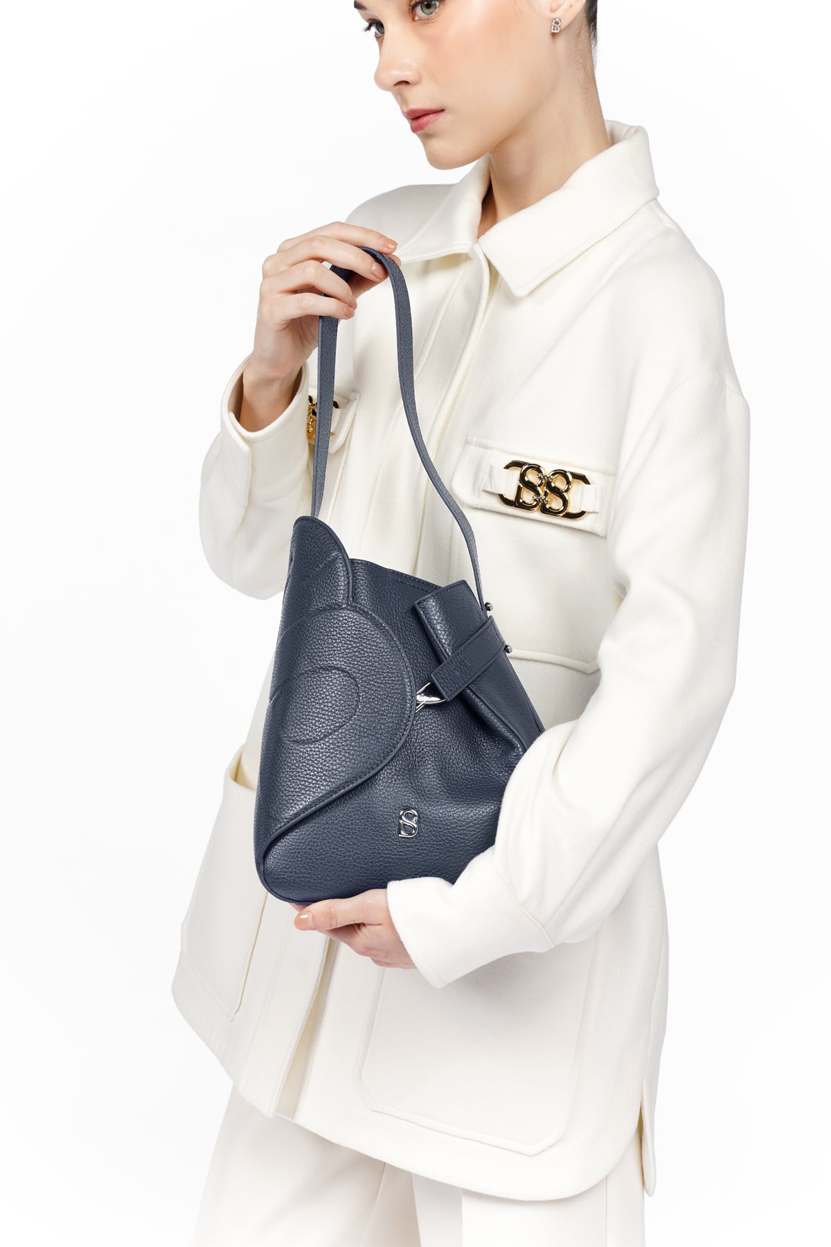 Britney Çanta - Pilot