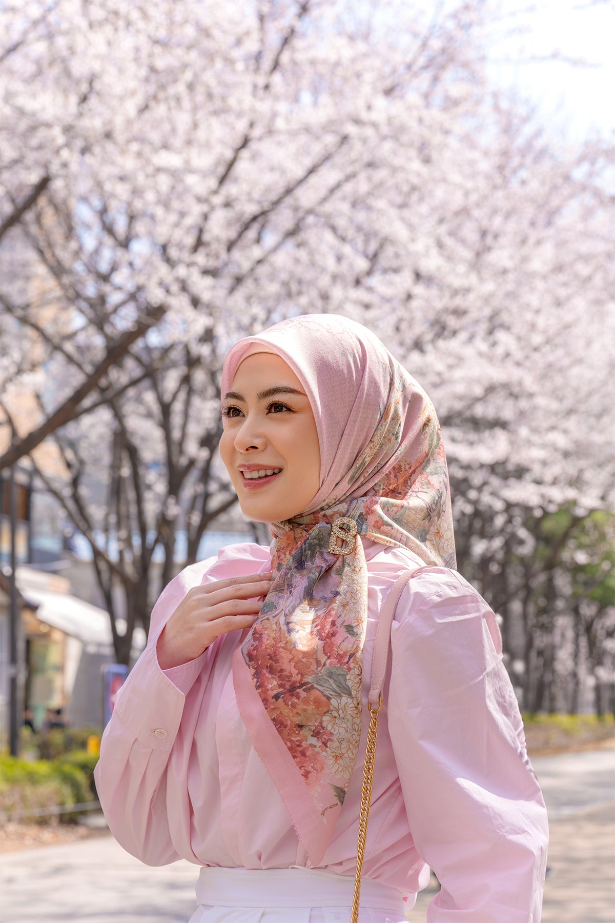 Seoul Square - Dahlia