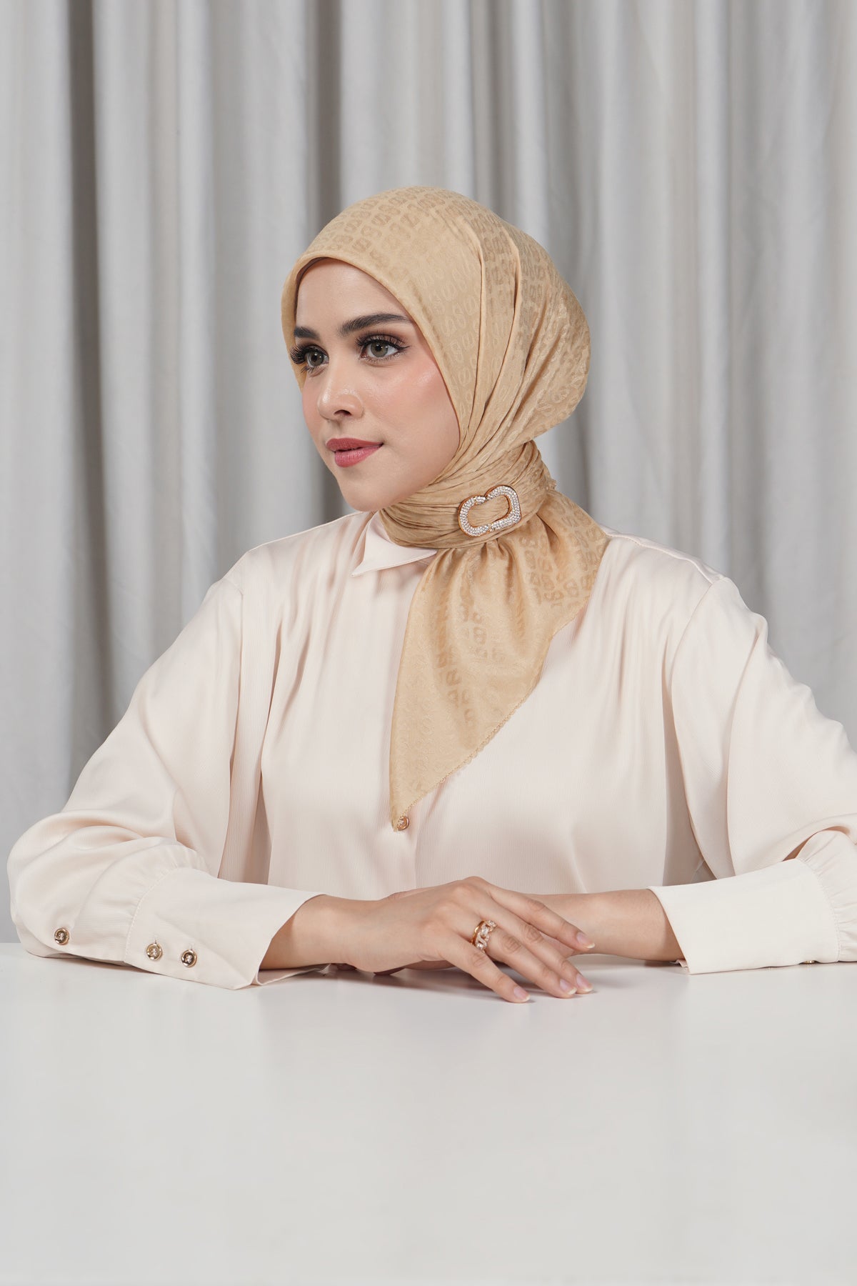 Everyday Tapis Embossed 2.0 - Lattè