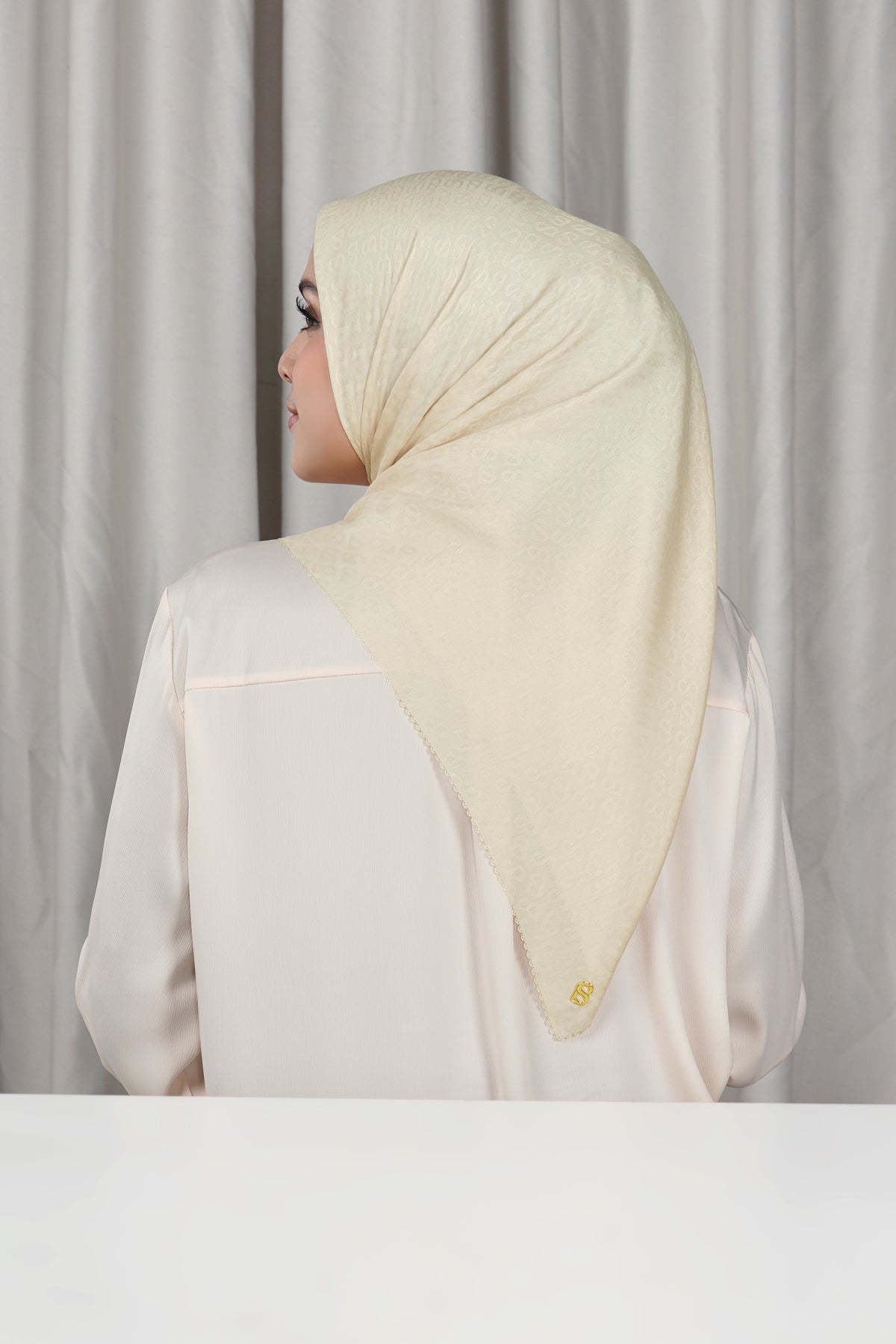 Everyday Tapis Embossed 2.0 - Vanilla