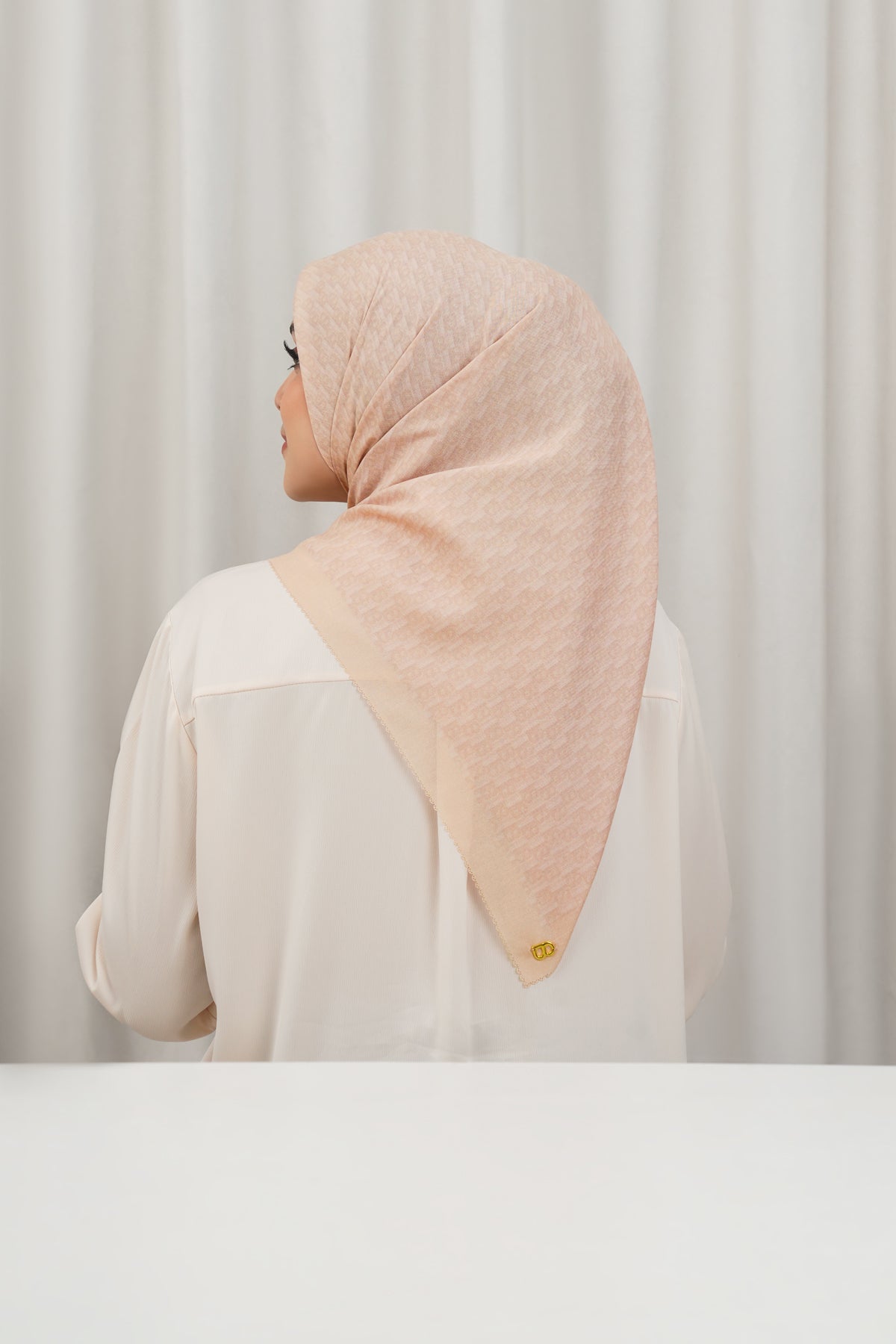 Leena Monogram Square - Ivory Cream