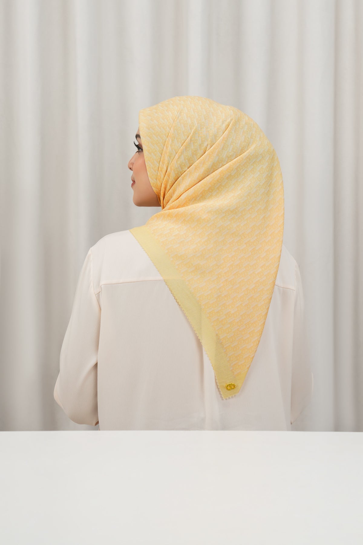 Leena Monogram Square - Pale Banana