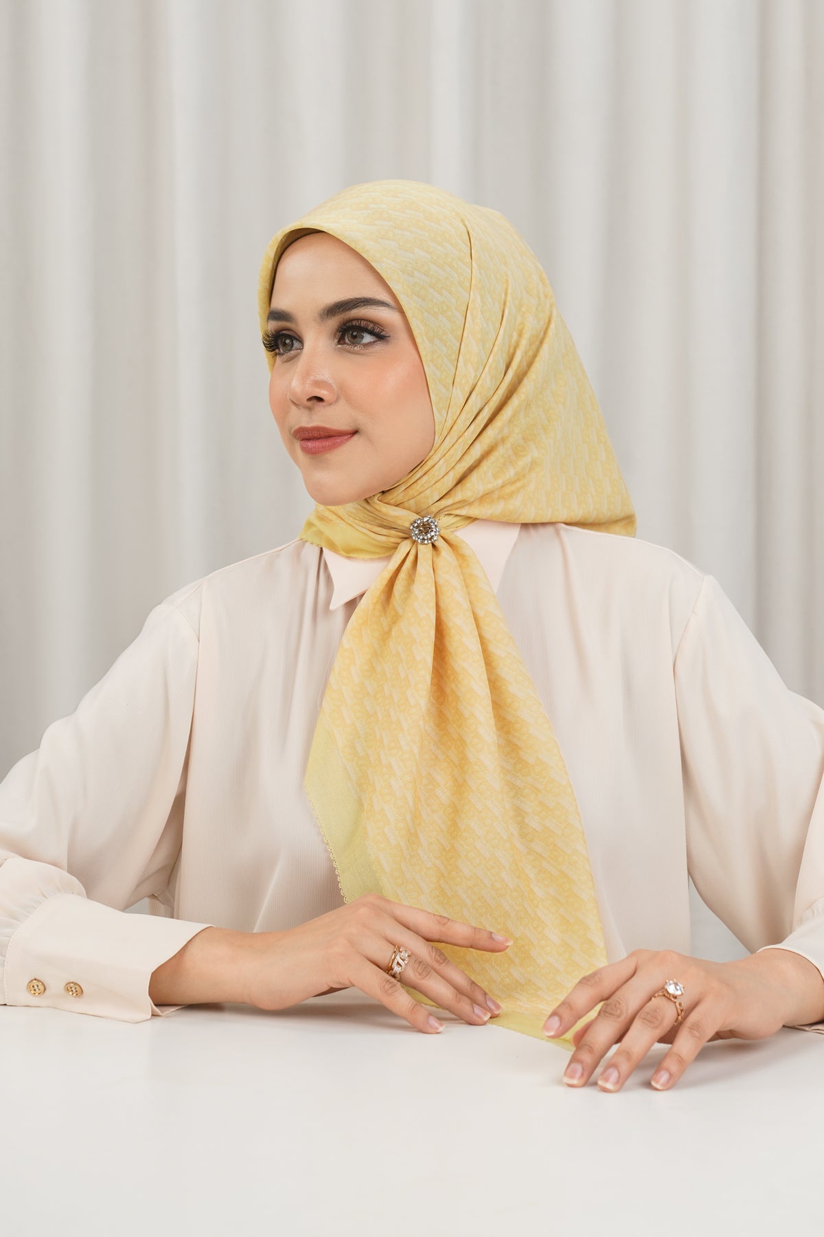 Leena Monogram Square - Pale Banana