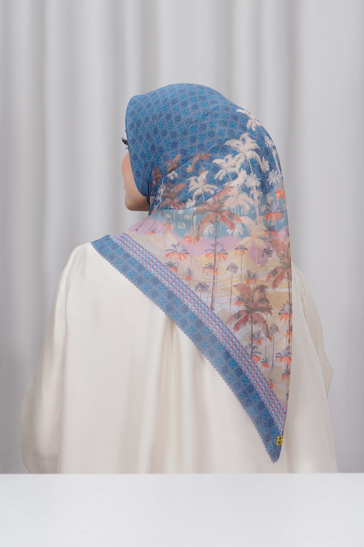 Palm Spring Square - Beach