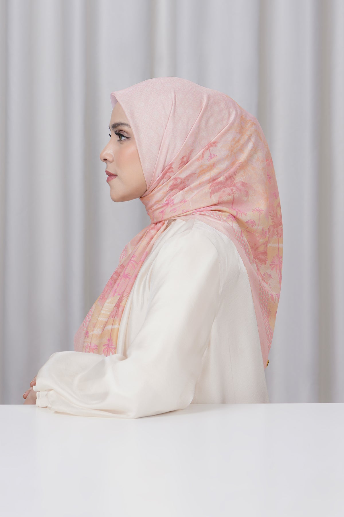 Palm Spring Square - Flamingo