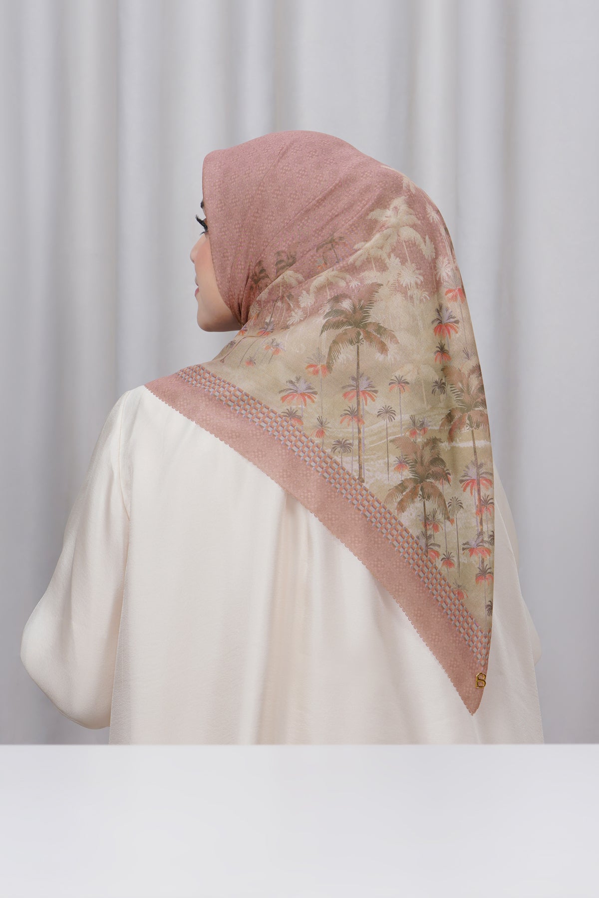 Palm Spring Square - Old Town