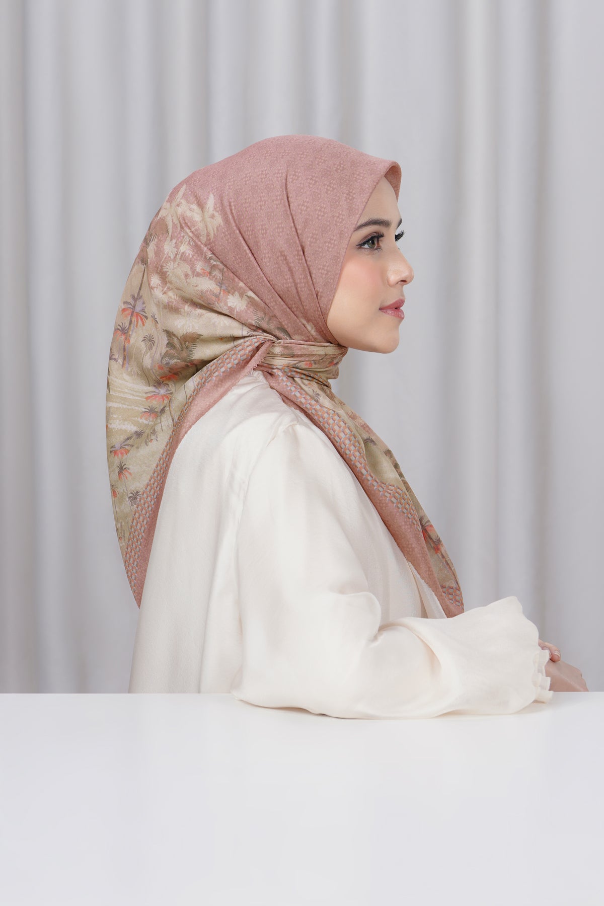 Palm Spring Square - Old Town