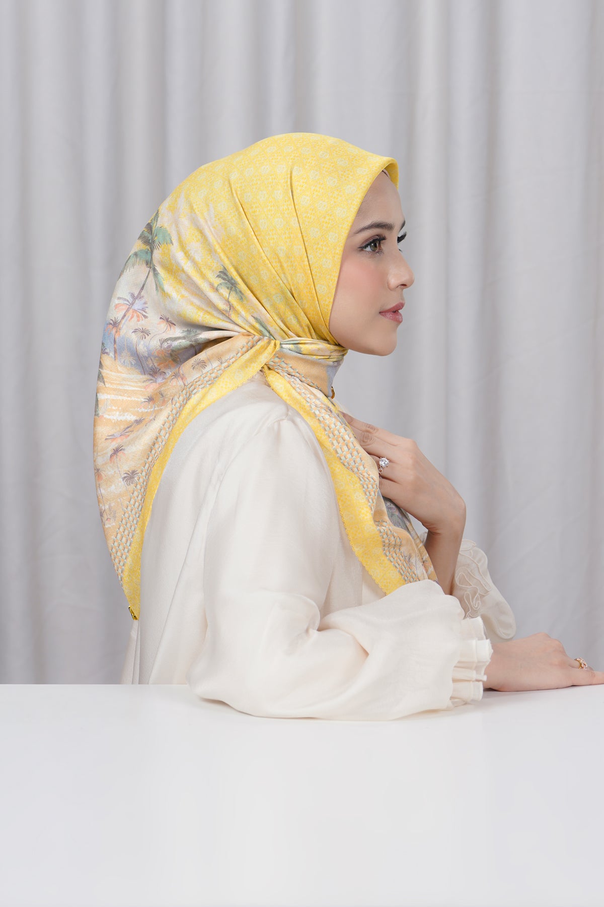 Palm Spring Square - Summer