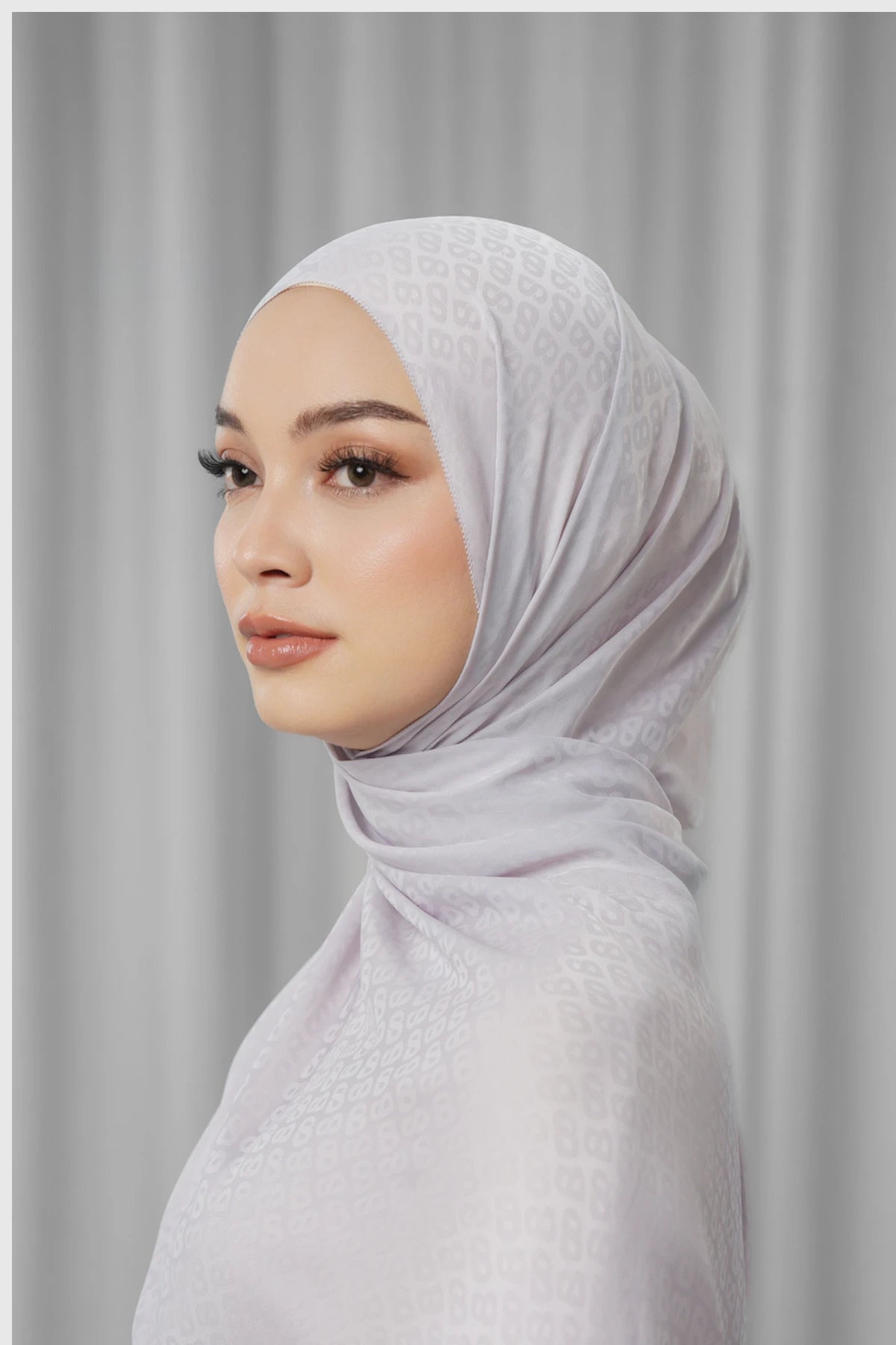 Tapis Satin Jacquard Shawl - Raindrops