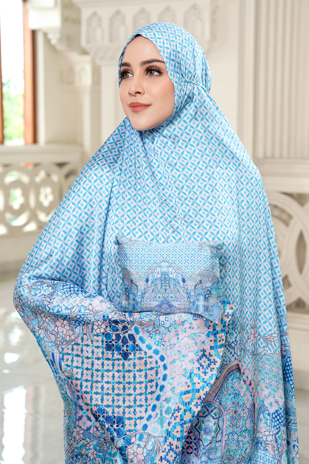 Shamara Prayer Robe - Cerulean