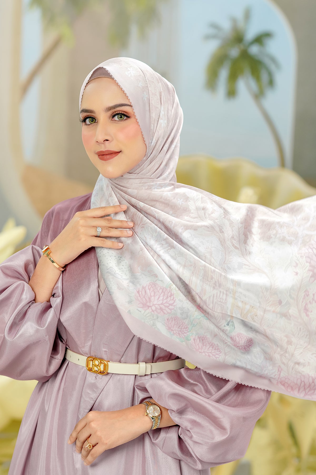 The Little Mermaid 2.0 - Jellyfish - Satin Shawl