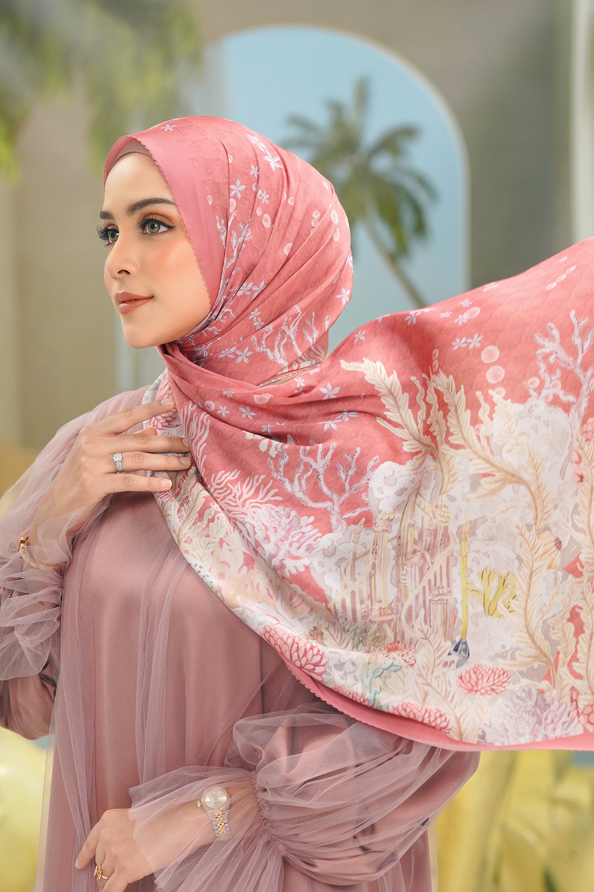 The Little Mermaid 2.0 - Starfish - Satin Shawl