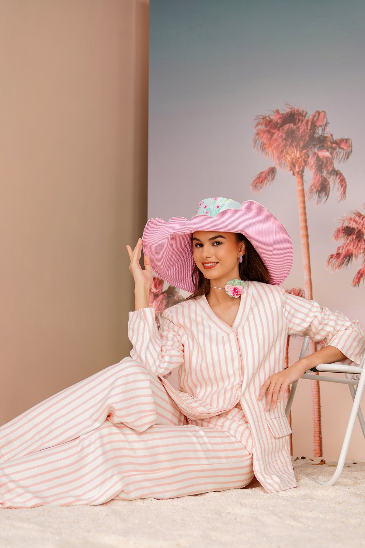 Buttonscarves X Jovian Paradiso Petra Ceket Beyaz Pembe