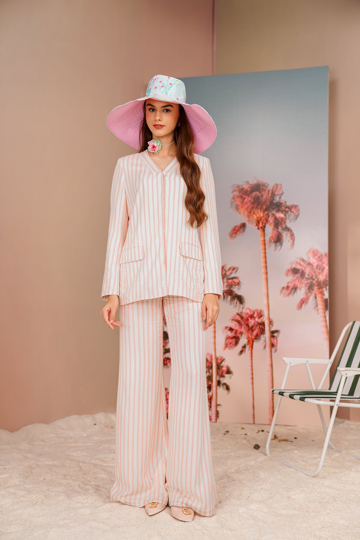 Buttonscarves X Jovian Paradiso Petra Ceket Beyaz Pembe