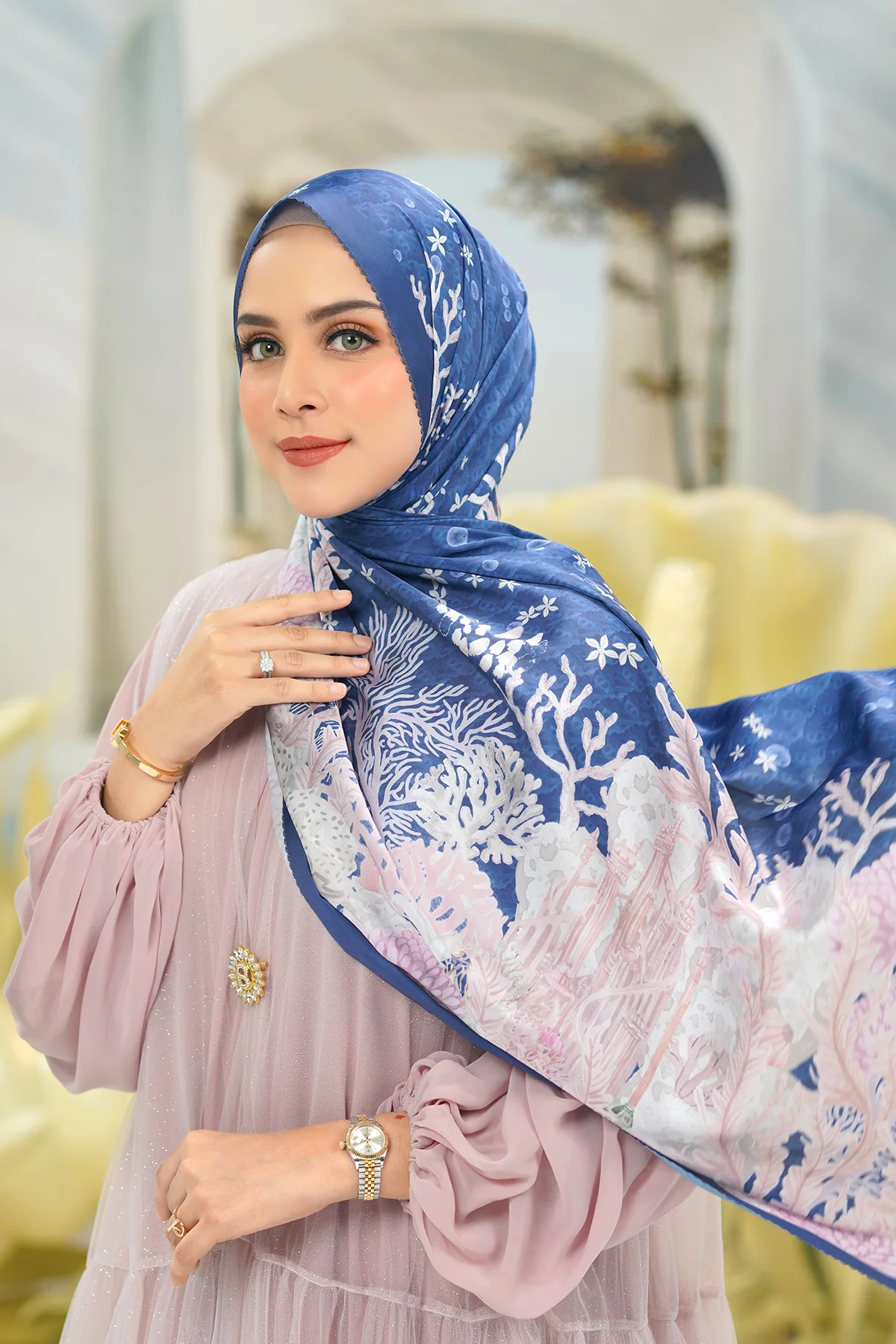 The Little Mermaid 2.0 - Deep Sea - Satin Shawl