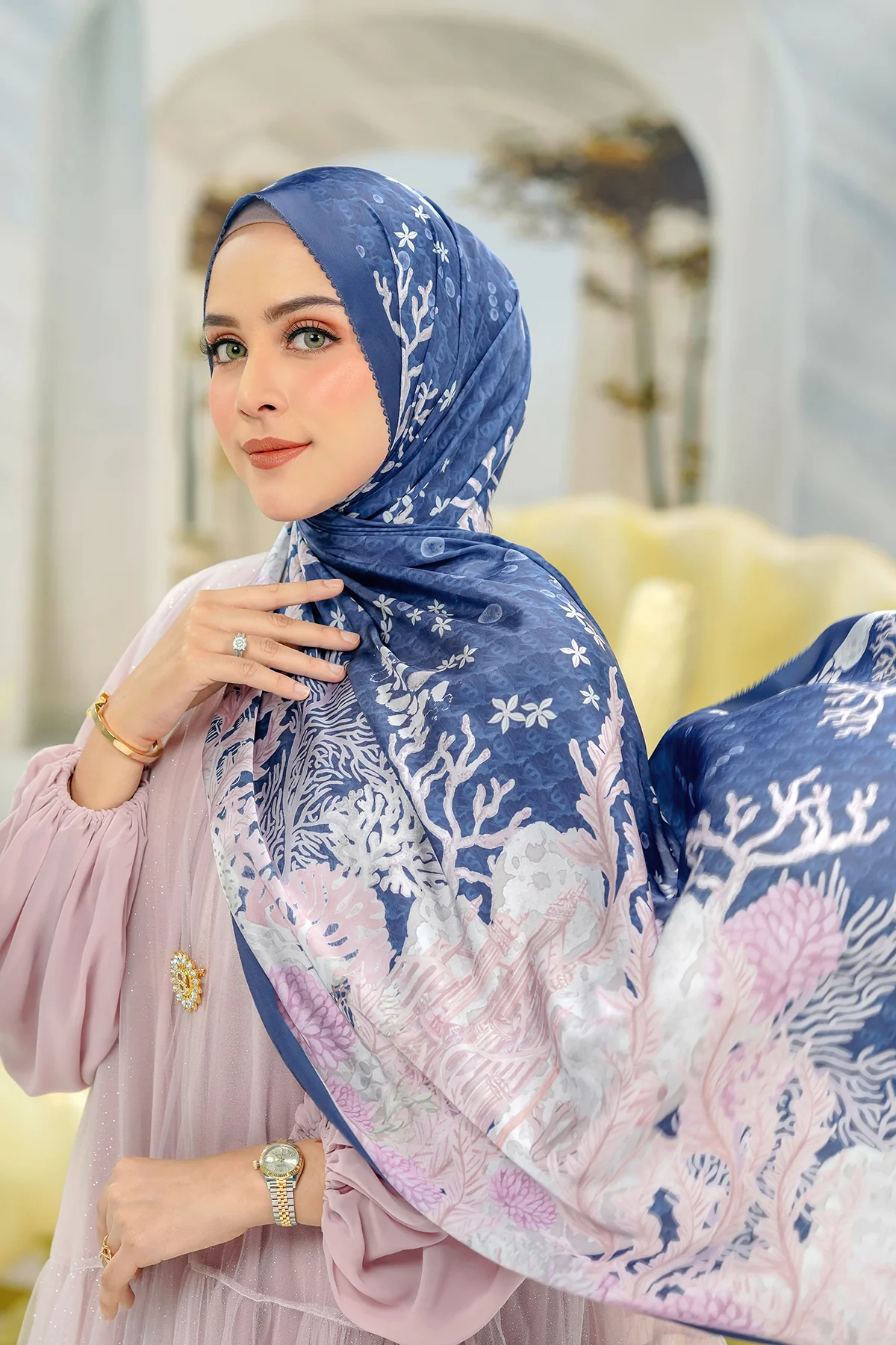 The Little Mermaid 2.0 - Deep Sea - Satin Shawl